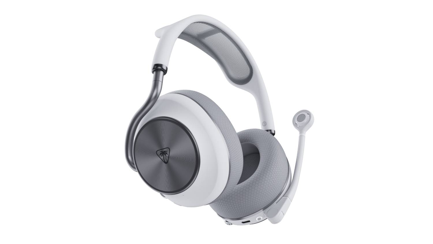 Auriculares blancos con malla gris y brazo de micrófono, sobre fondo blanco.