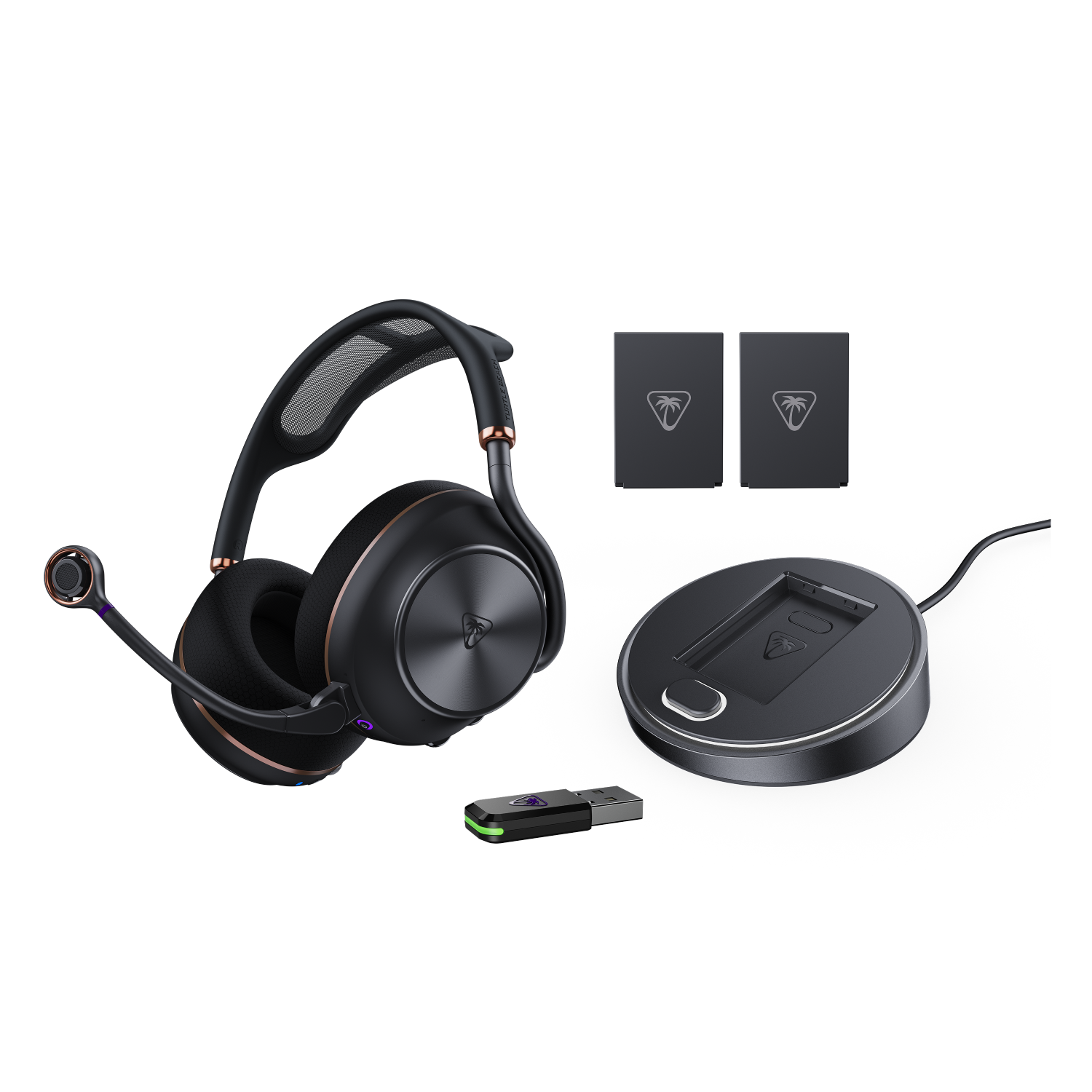 Un auricular de juego negro y oro rosa con micrófono, base de carga, dongle USB y dos paquetes de baterías sobre fondo negro.