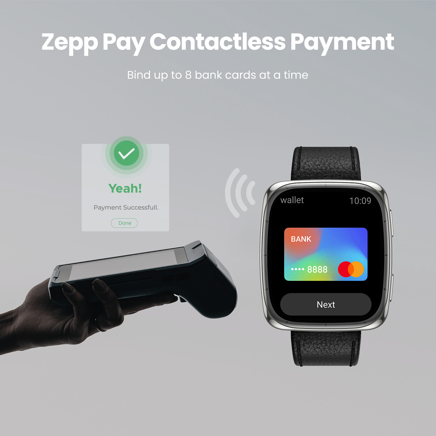 Smartwatch mostra schermo pagamento. Mano tiene lettore carte. Pagamento riuscito.