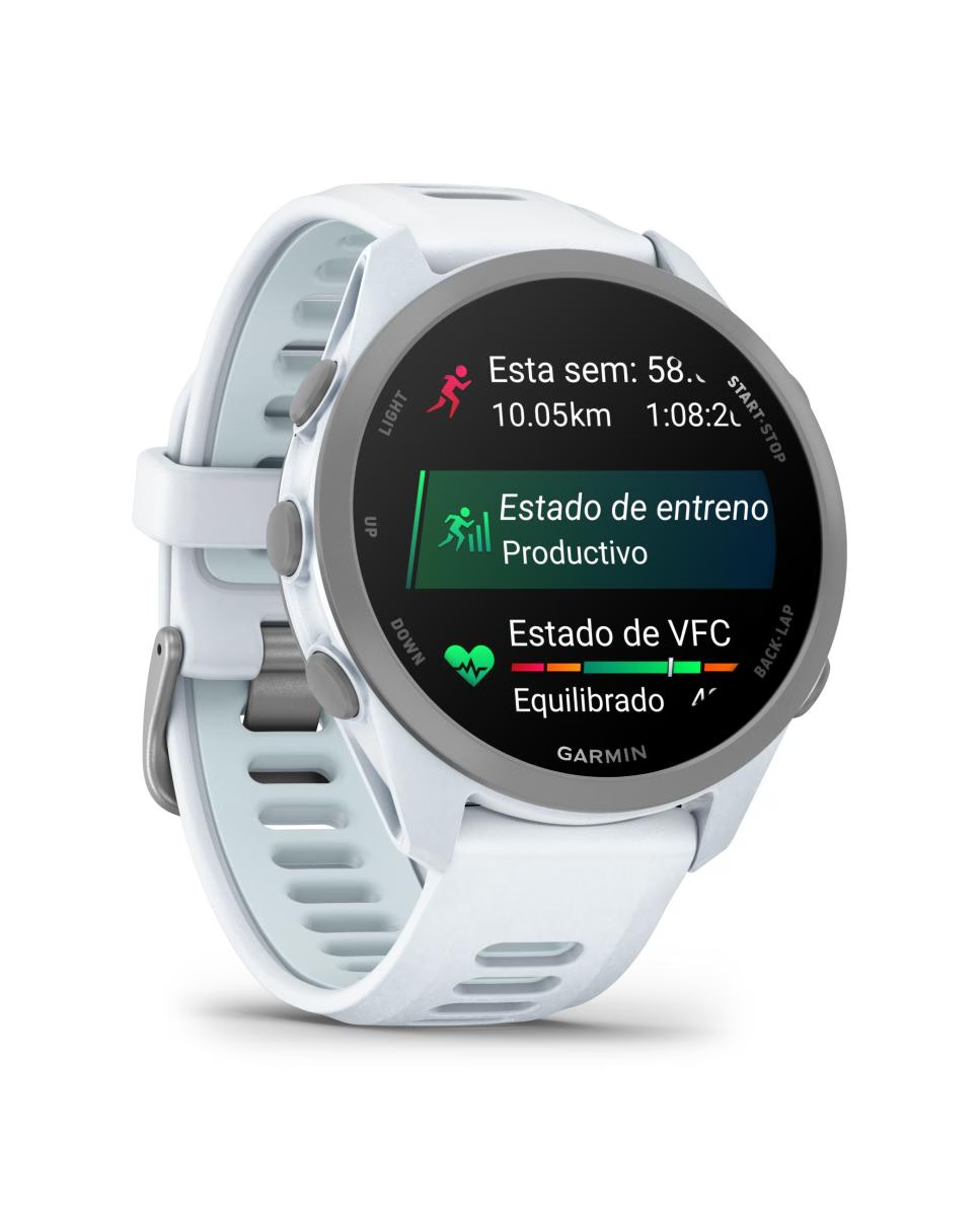 Reloj Garmin blanco mostrando estadísticas de actividad: estado 58., 10,05 km, 1:08:20.