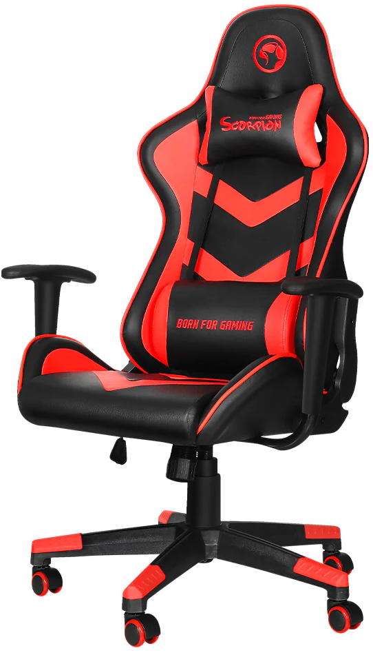 Fekete gamer szék piros díszítéssel és skorpió logóval.