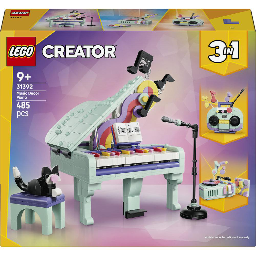 LEGO Creator Set mit Klavier, Mikrofon, Katze und Musikanlage.