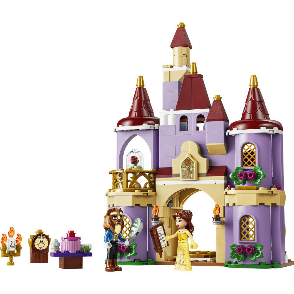 Ein Lego-Schloss mit Belle und dem Biest, einer Rose unter Glas und einer Uhr.