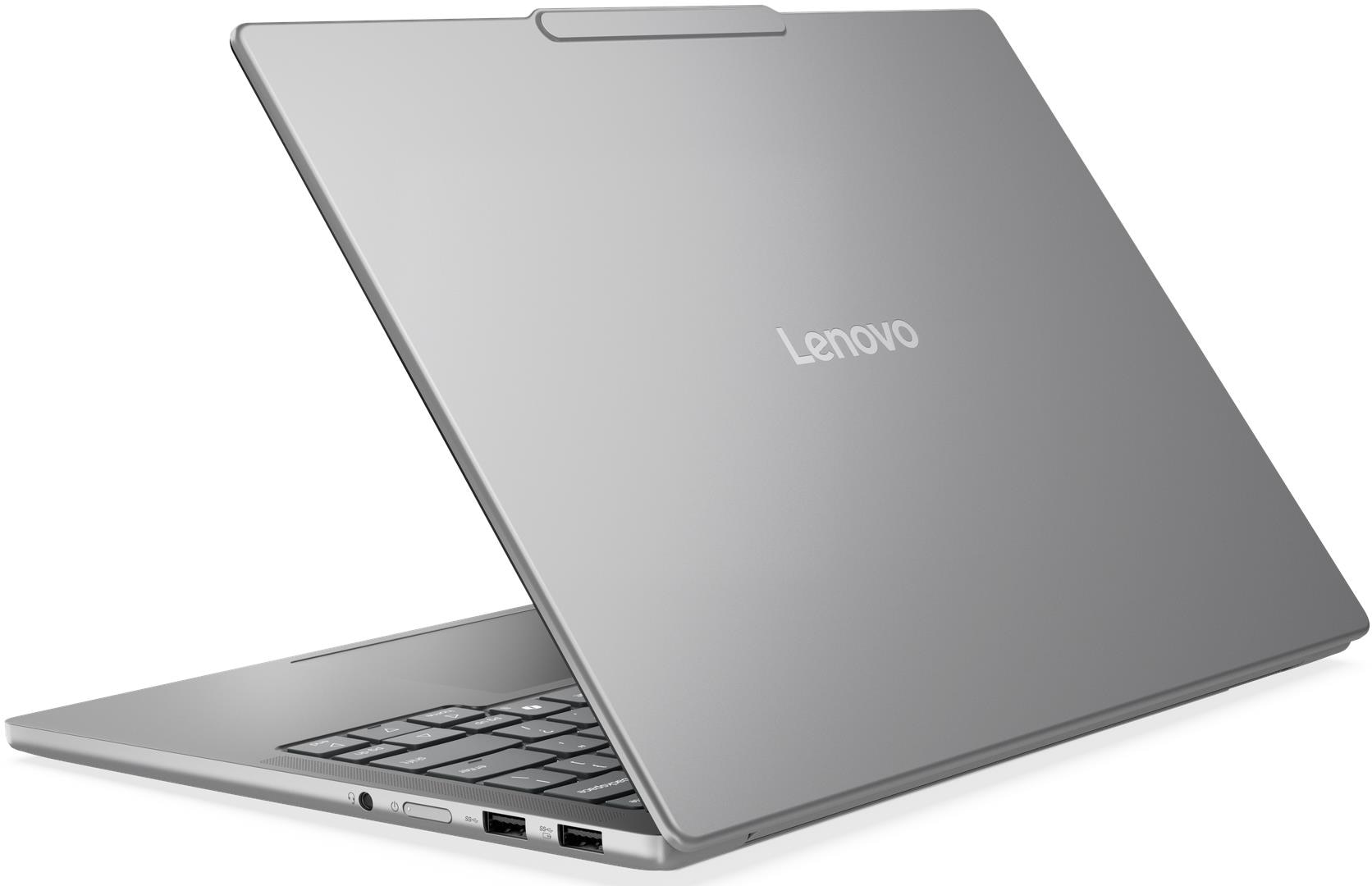 Ezüst Lenovo laptop nyitott képernyővel, billentyűzet látható, fehér háttérrel.
