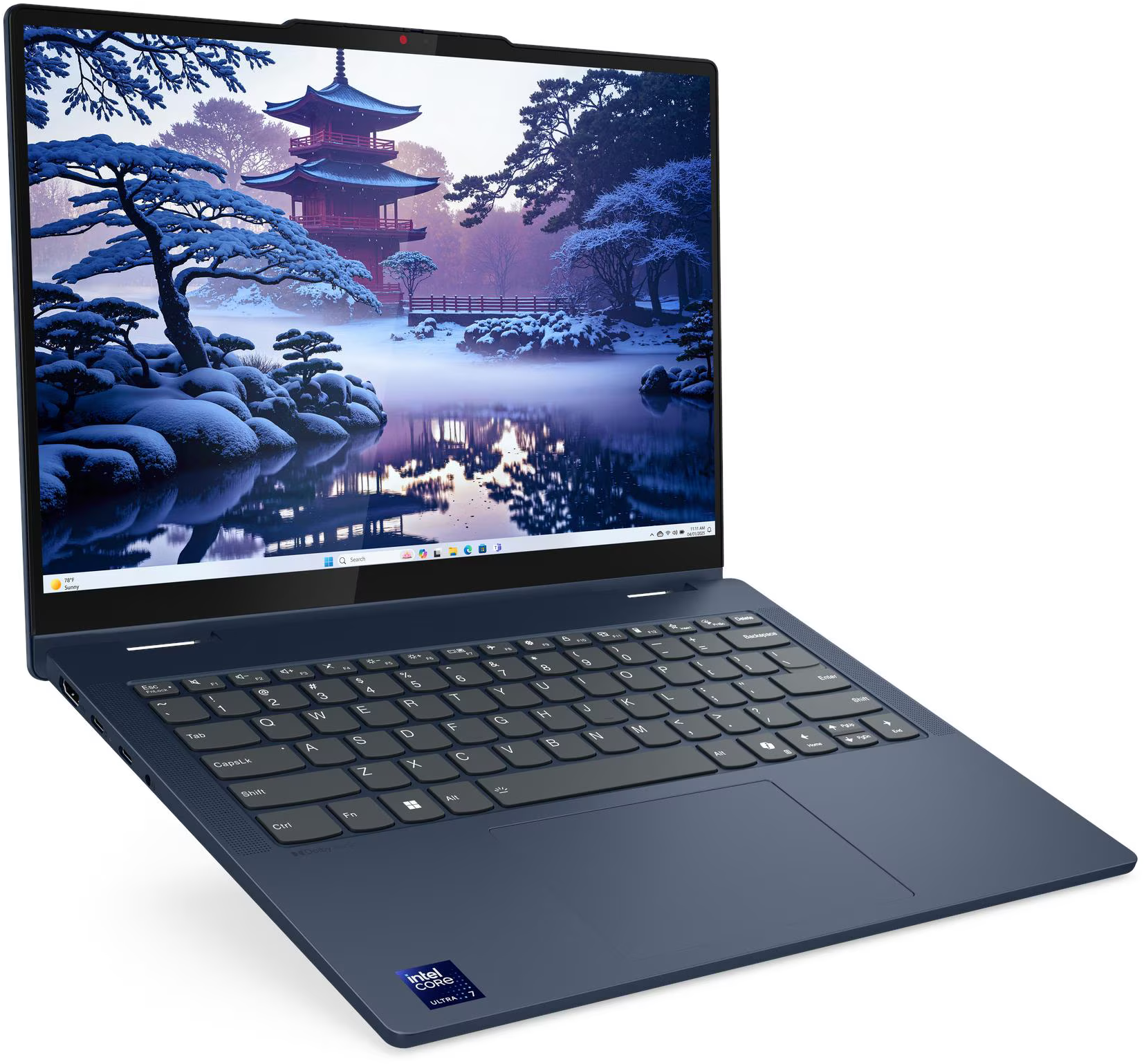 Kék laptop havas japán kert jelenettel a képernyőn. Intel Core Ultra logó.