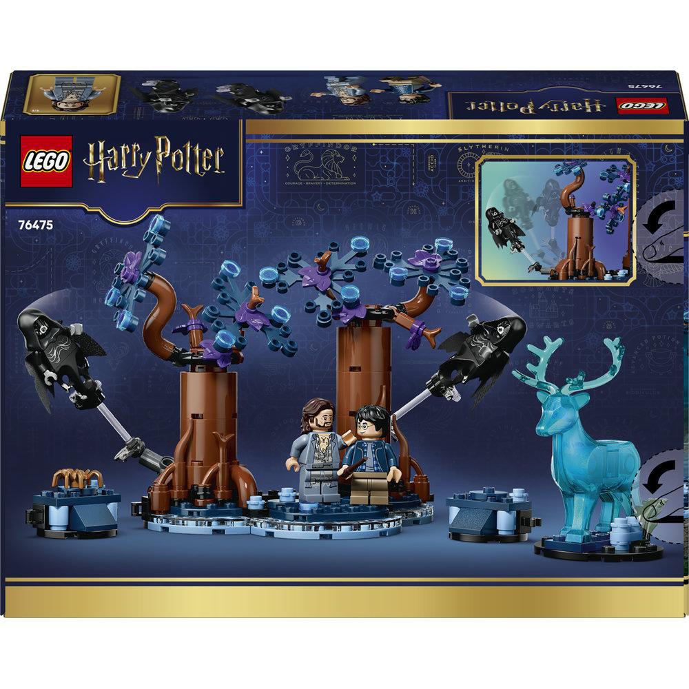Lego Harry Potter Set mit Bäumen, Figuren, einem Hirsch und Dementoren.