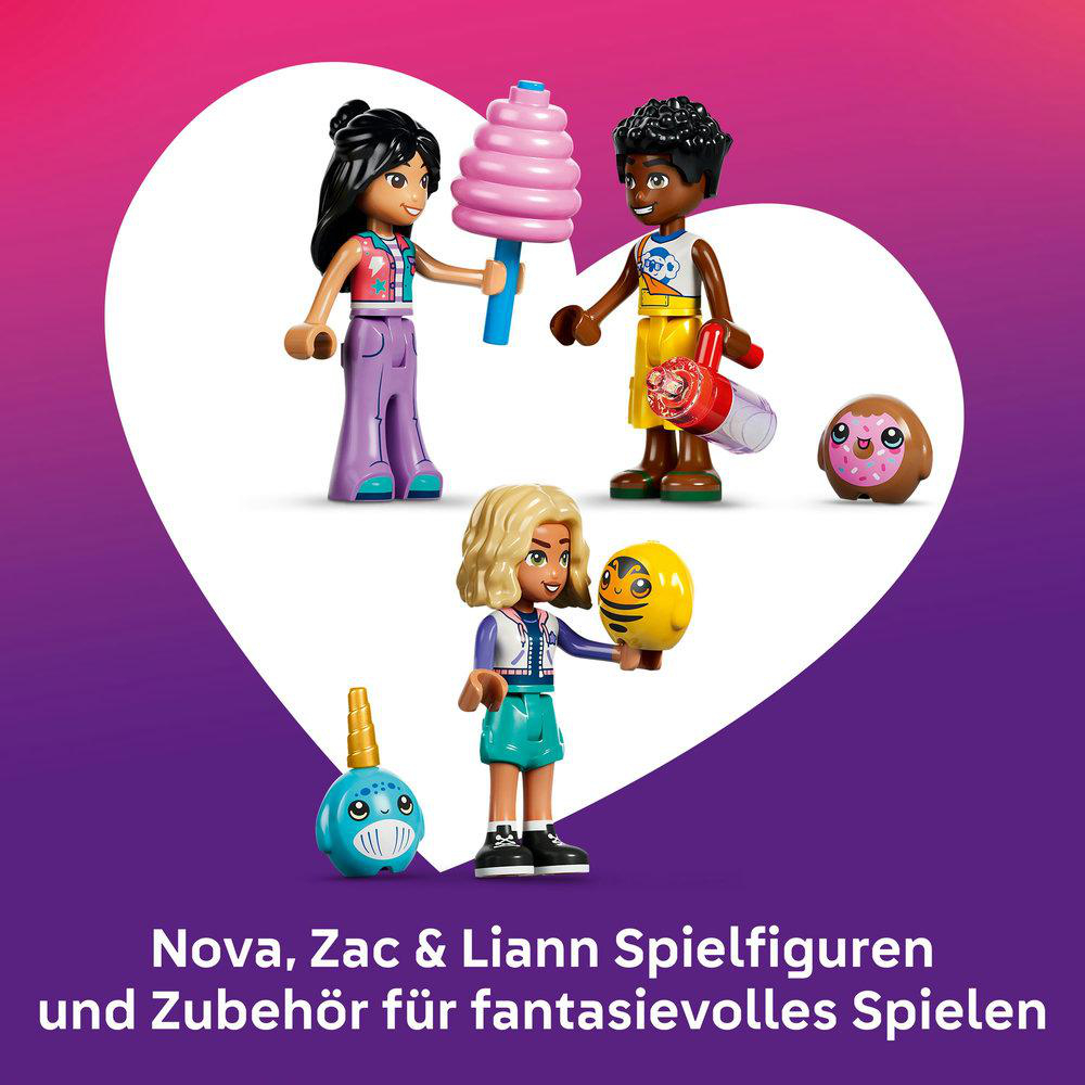 Vier Spielfiguren und Zubehör, darunter ein rosa Eis und ein donutförmiges Tier.
