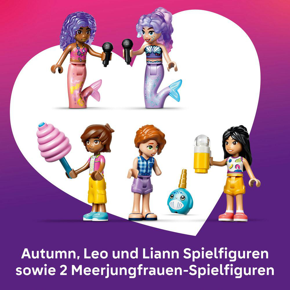 Fünf Spielfiguren: Zwei Meerjungfrauen mit Mikrofonen, ein Mädchen mit Zuckerwatte, ein Junge und ein Delfin.