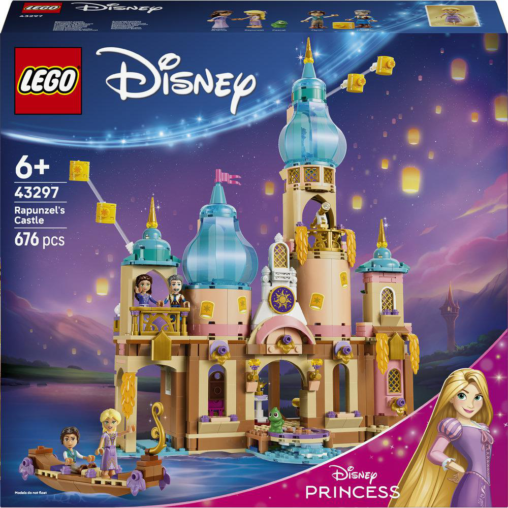 LEGO Rapunzels Schloss Set mit Figuren auf einem Boot vor einem lila Nachthimmel.
