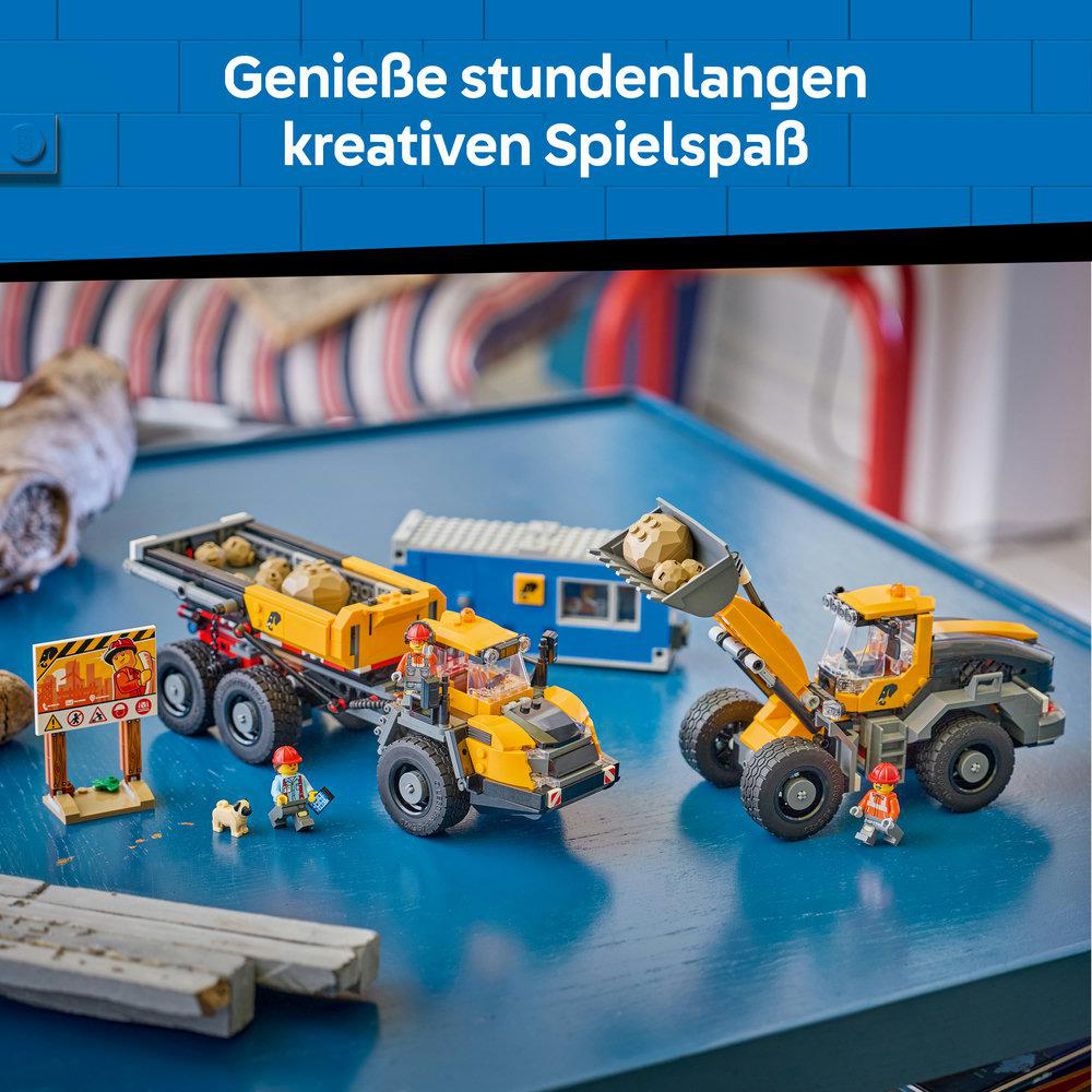 Gelbe Baufahrzeuge mit Figuren und Ladung auf blauem Untergrund.