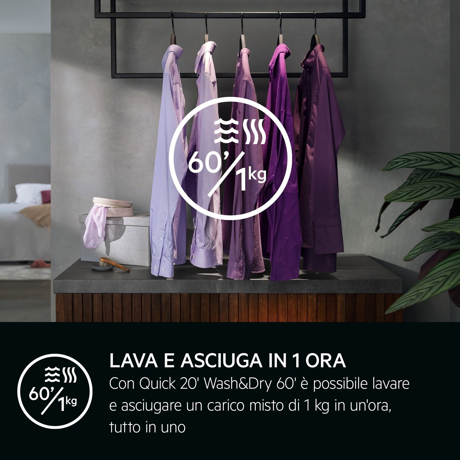 Diverse camicie in varie tonalità di viola appese a grucce. Un cerchio indica 60'/1kg.