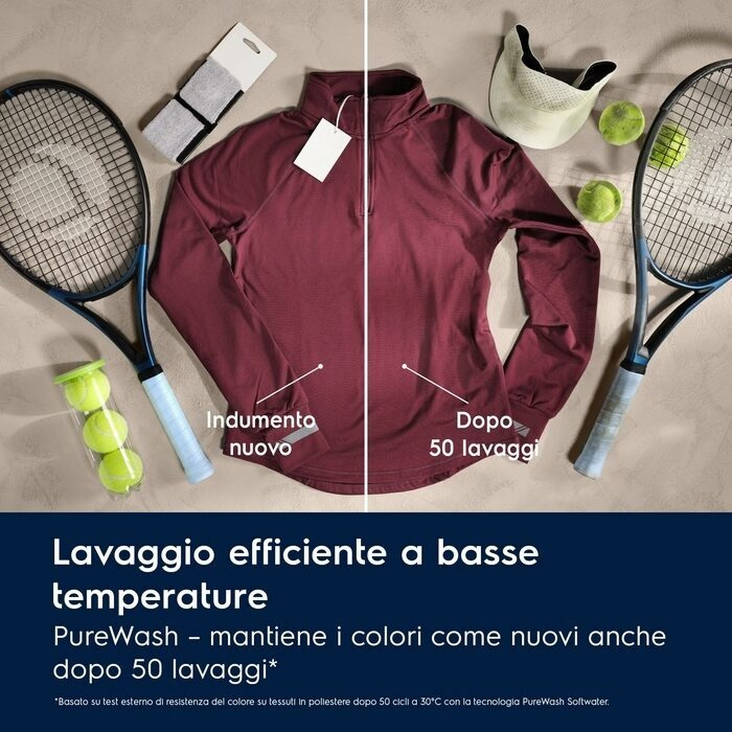 Racchette da tennis, palline, maglia rossa e calzini, nuovi e dopo 50 lavaggi.