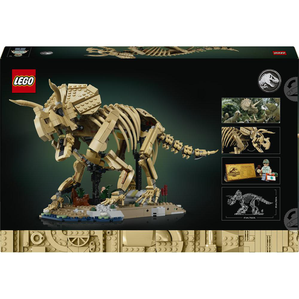 Lego Triceratops Skelettmodell auf einer Displaybox mit Jurassic Park Branding.