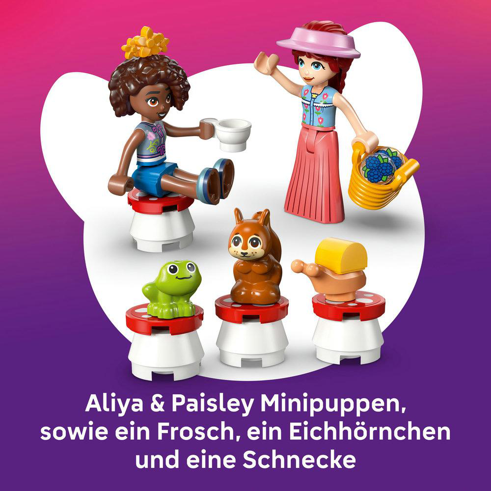Aliya und Paisley Minipuppen mit Frosch, Eichhörnchen und Schnecke auf Podesten.