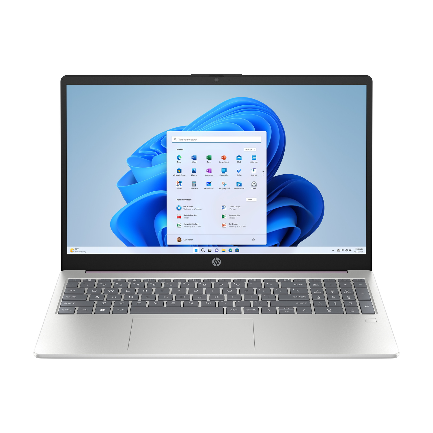 Laptop HP argentato aperto, mostra menu Start di Windows 11 con app e widget.