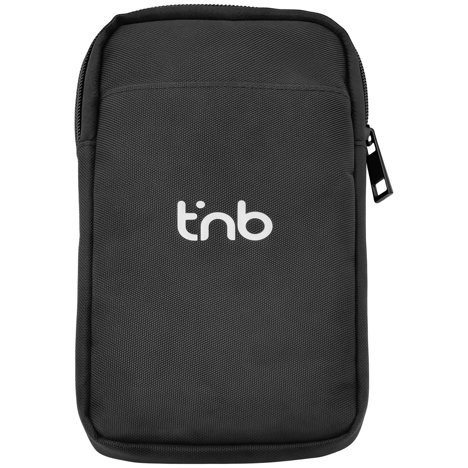 Zwarte stoffen etui met wit logo en ritssluiting.