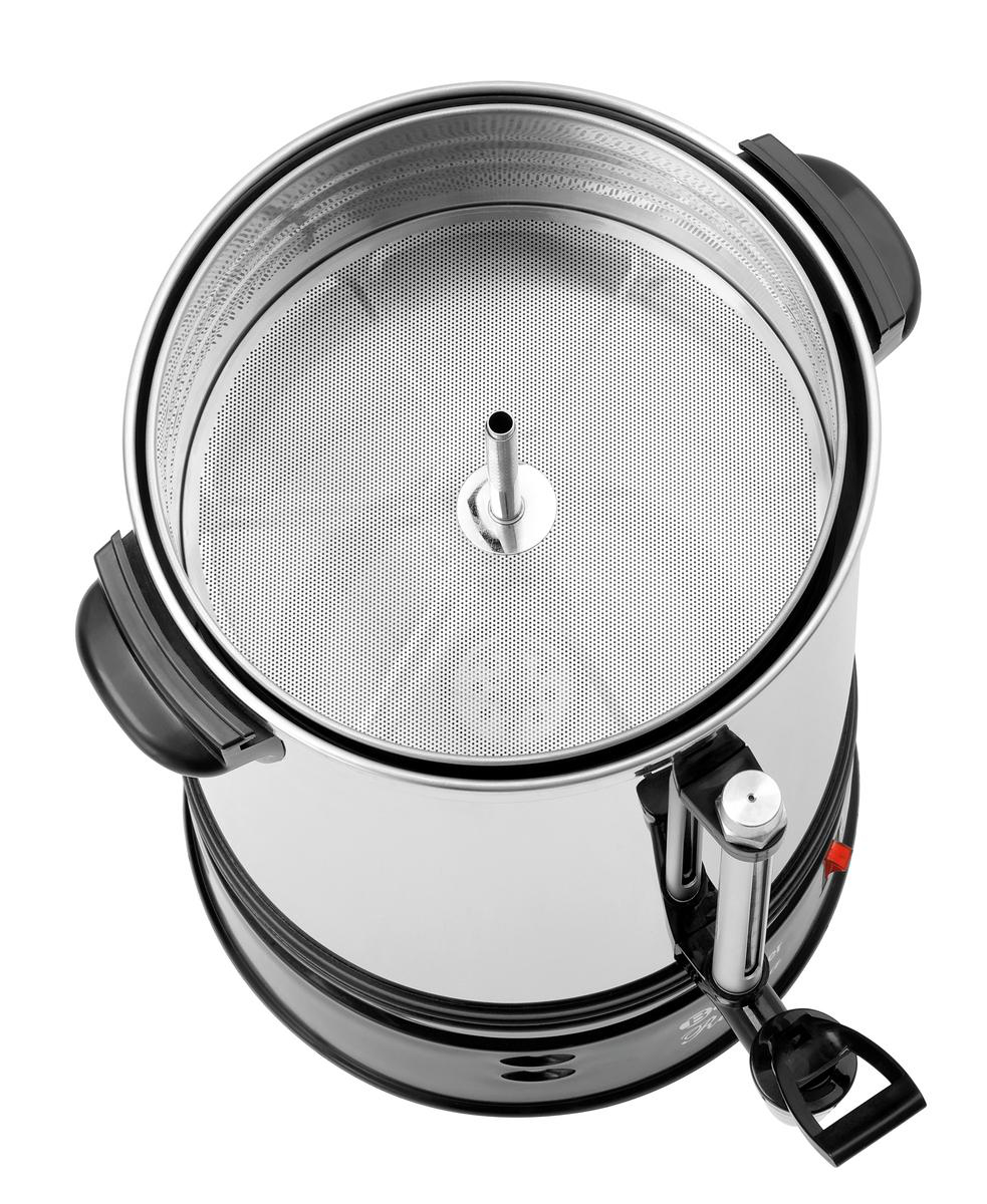 Edelstahl-Kaffeemaschine mit Siebeinsatz und Zapfhahn, weißer Hintergrund.