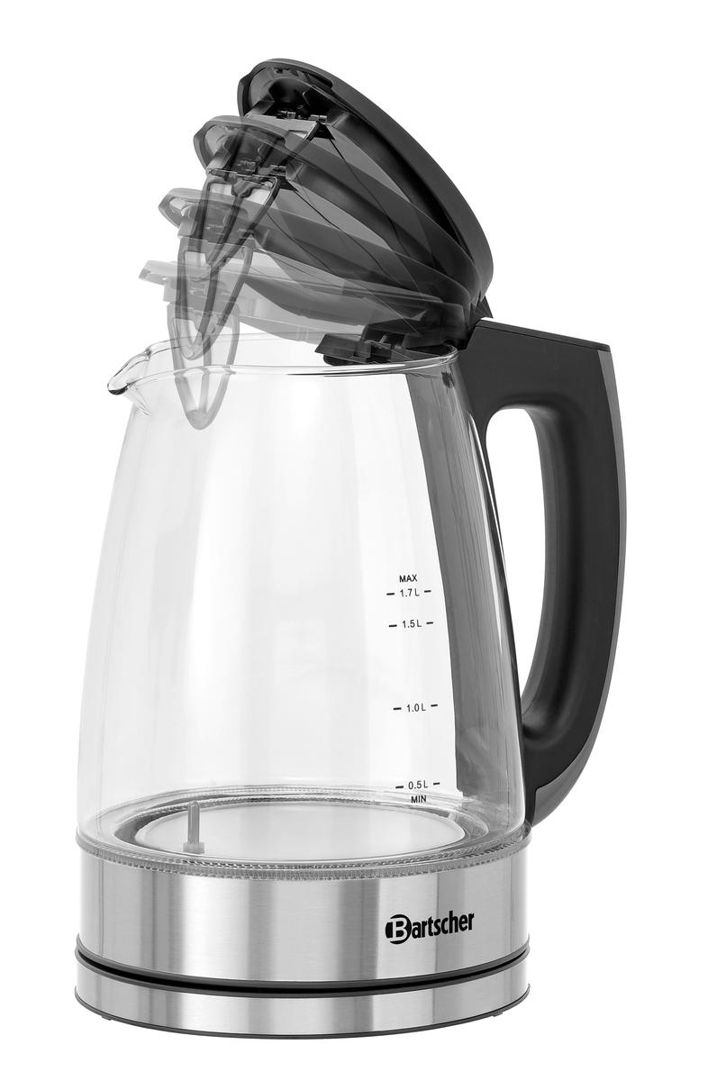 Ein halb geöffneter, transparenter Wasserkocher aus Glas mit schwarzem Griff und Deckel.