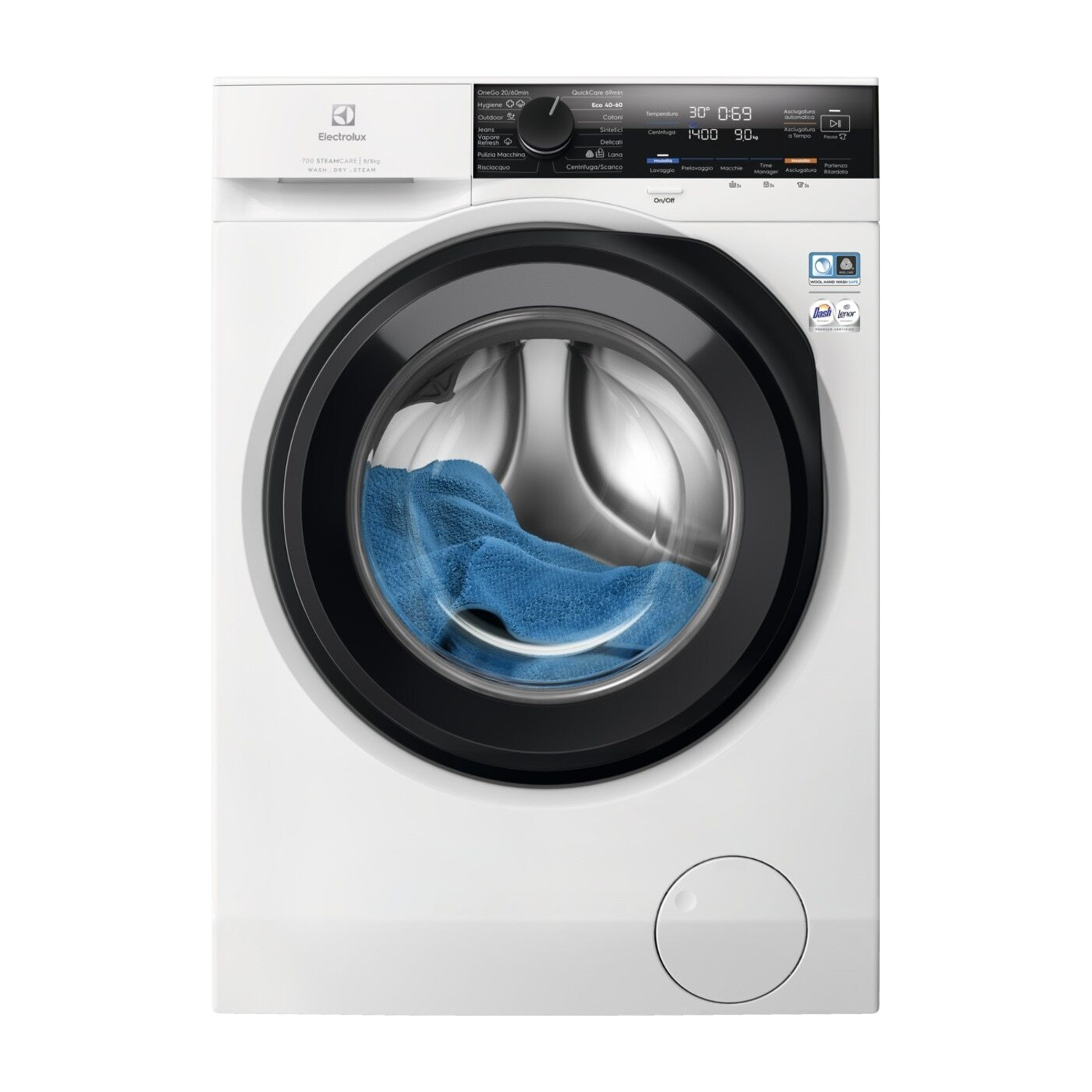 Una lavatrice Electrolux bianca con un asciugamano blu nel cestello.