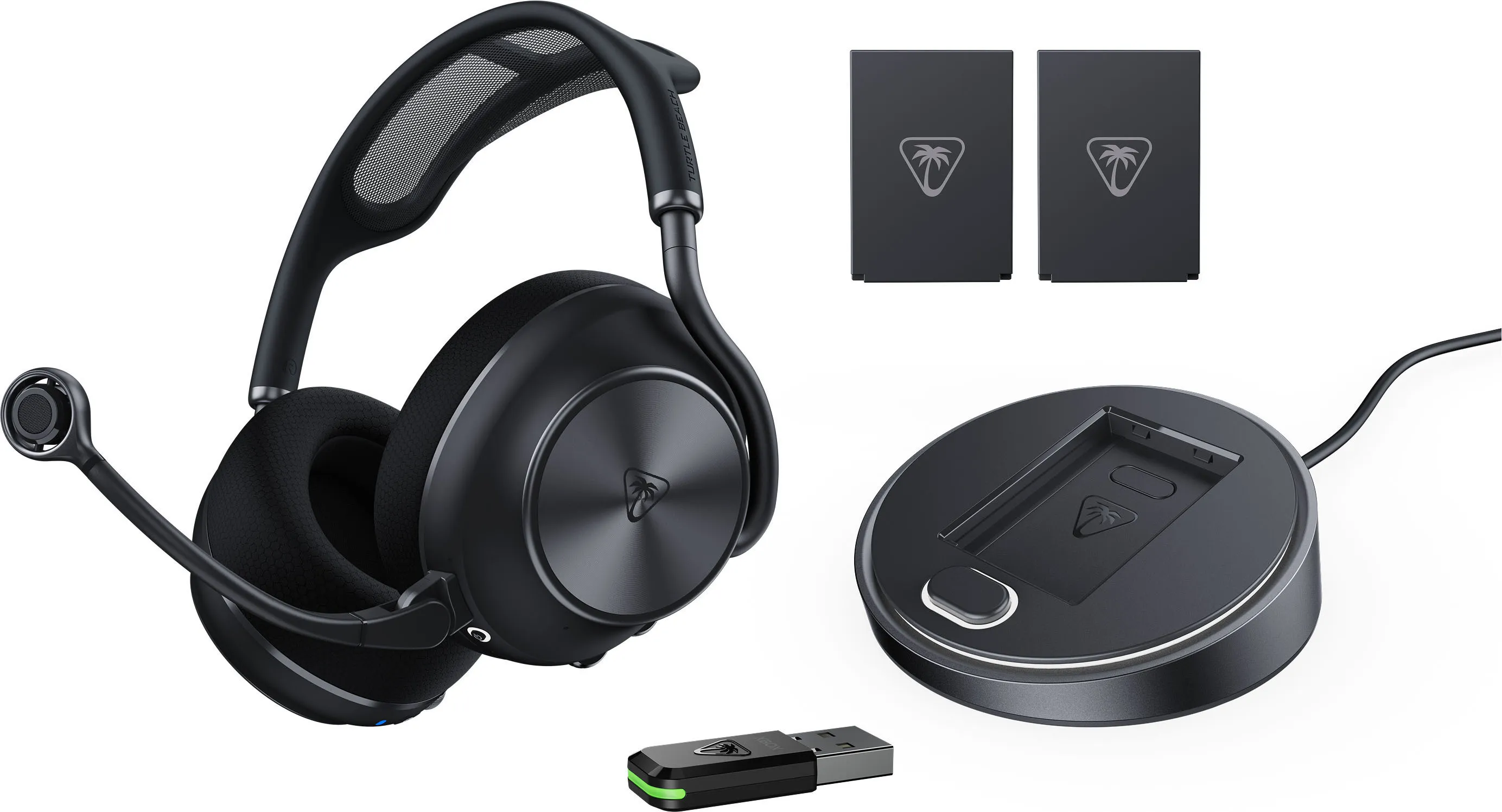 Casque noir avec micro, station de charge, dongle USB et deux batteries noires.