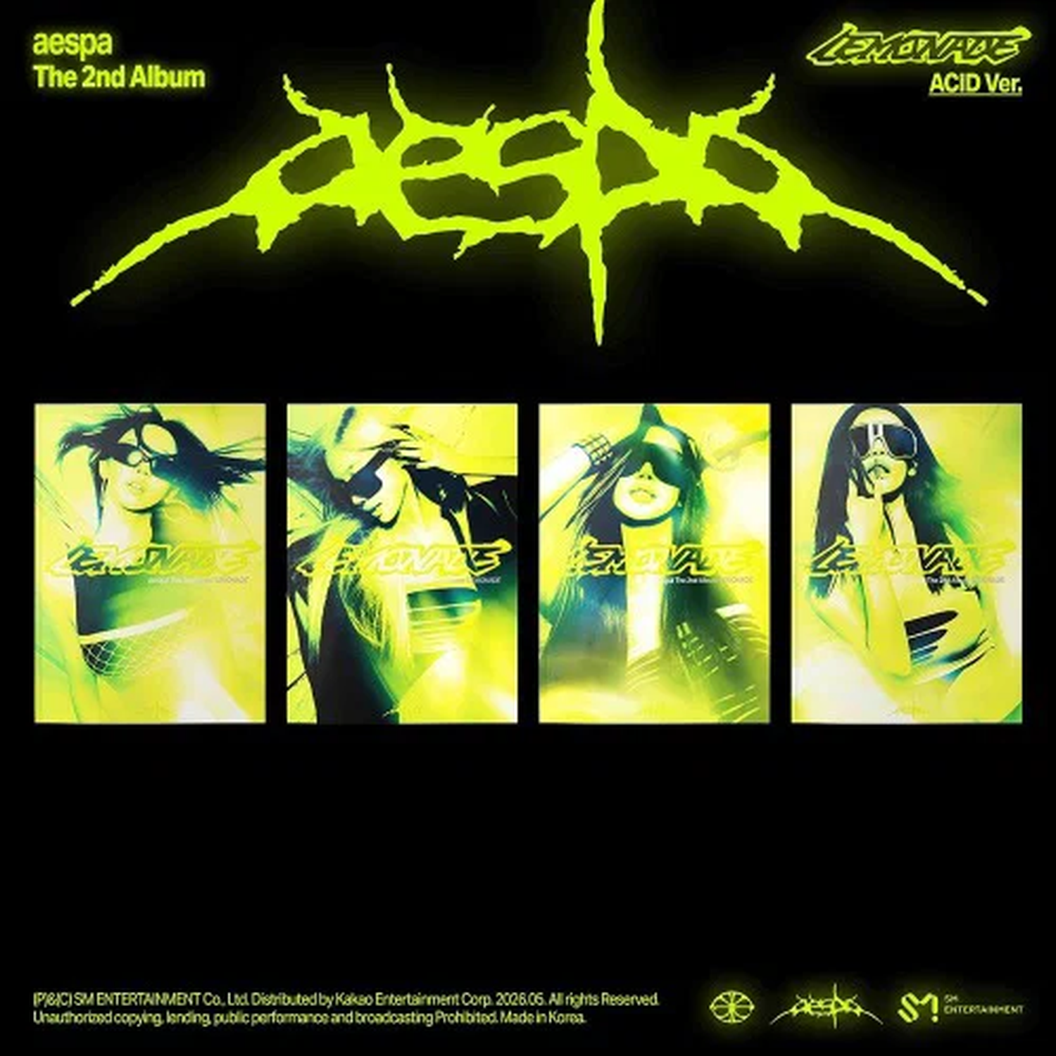 Aespa albumhoes met vier portretten en neon-geel logo op zwarte achtergrond.