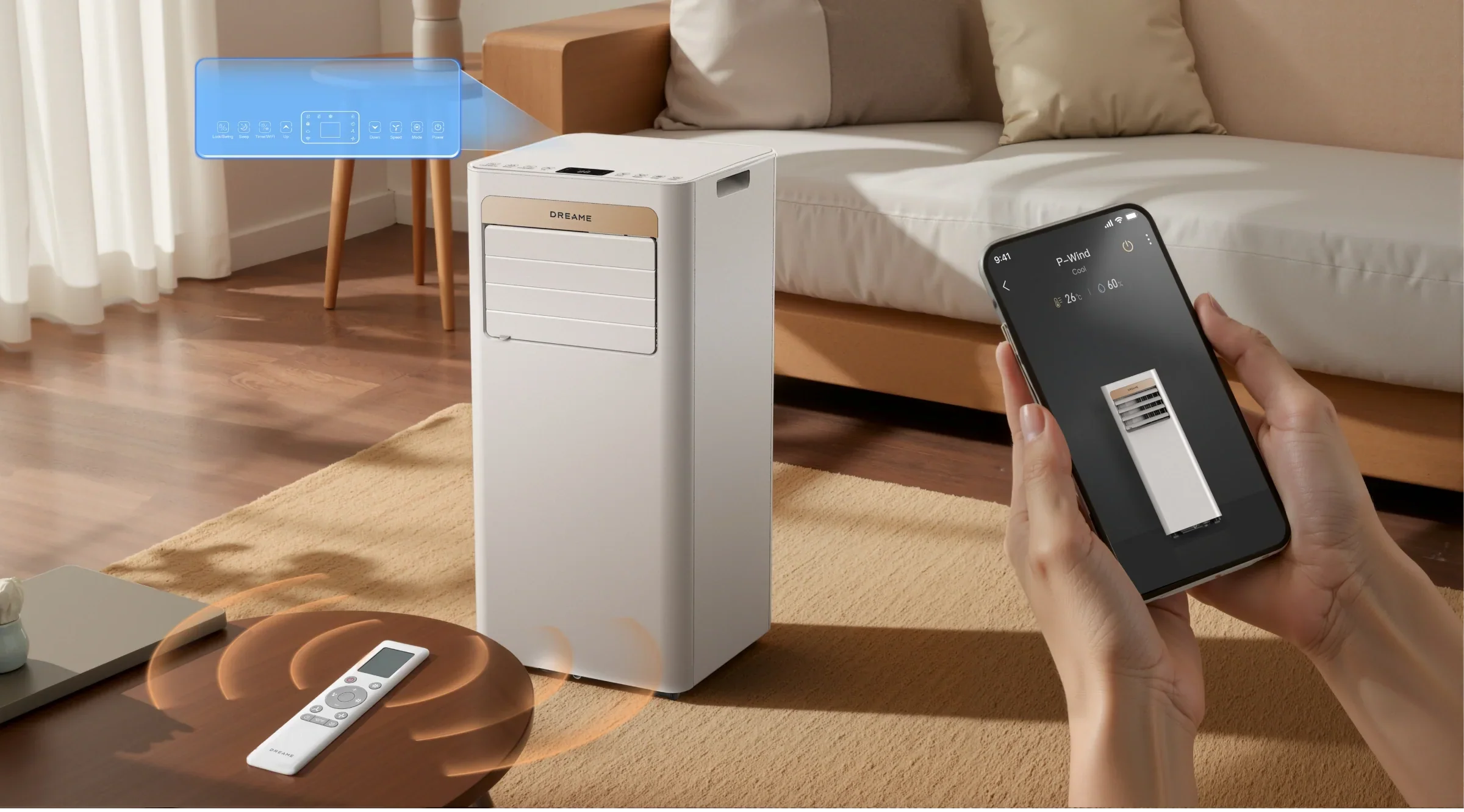 Ventilatore da terra bianco con telecomando e app su smartphone in soggiorno.