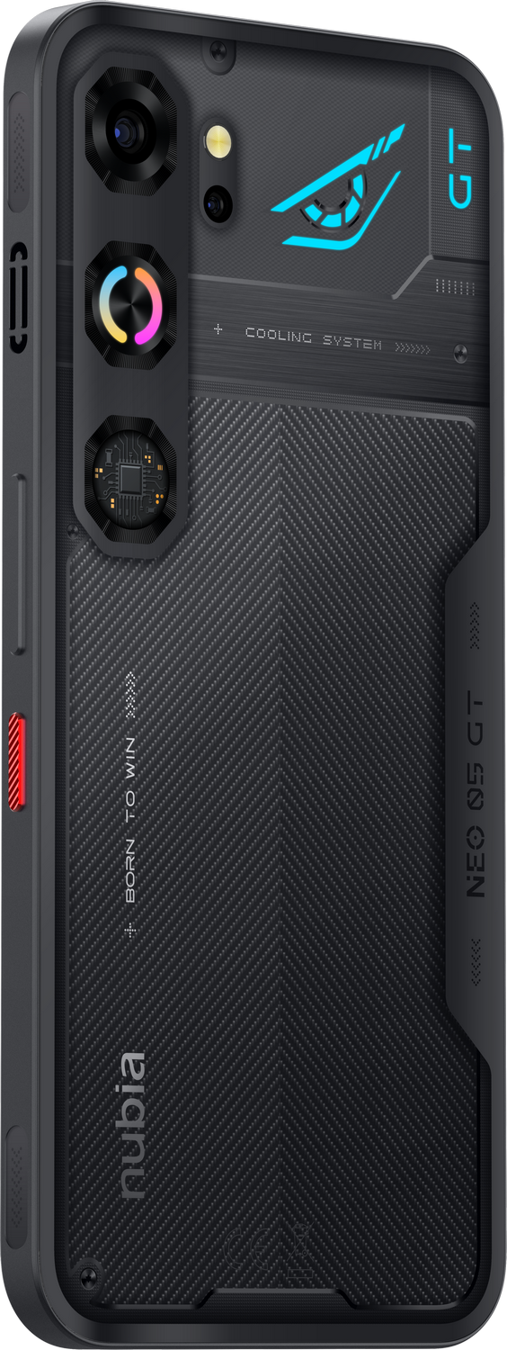 Parte trasera de un smartphone negro con sistema de refrigeración y ventilador RGB.