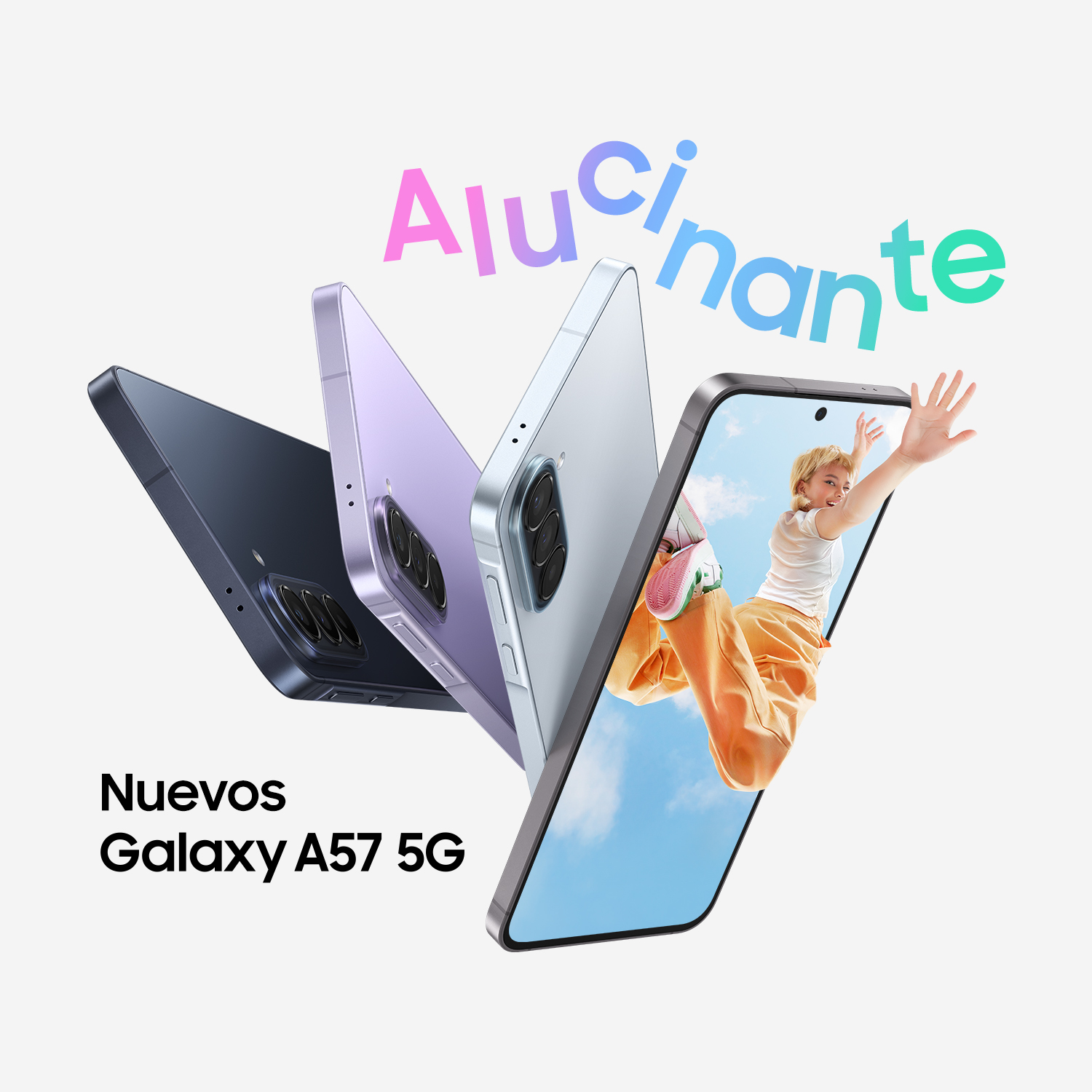 Tres teléfonos Samsung Galaxy A57 5G en azul oscuro, morado y plateado. Una chica salta de la pantalla.