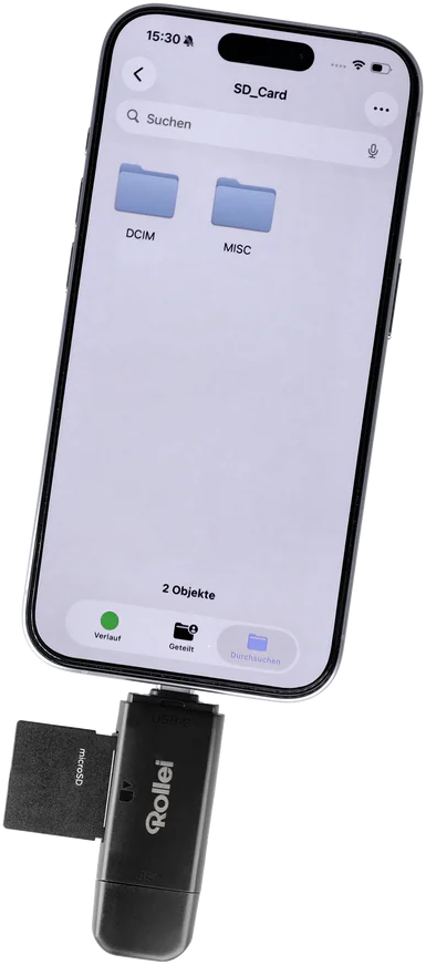 Un smartphone affiche le contenu d'une carte SD avec des dossiers, connecté via un adaptateur USB-C.