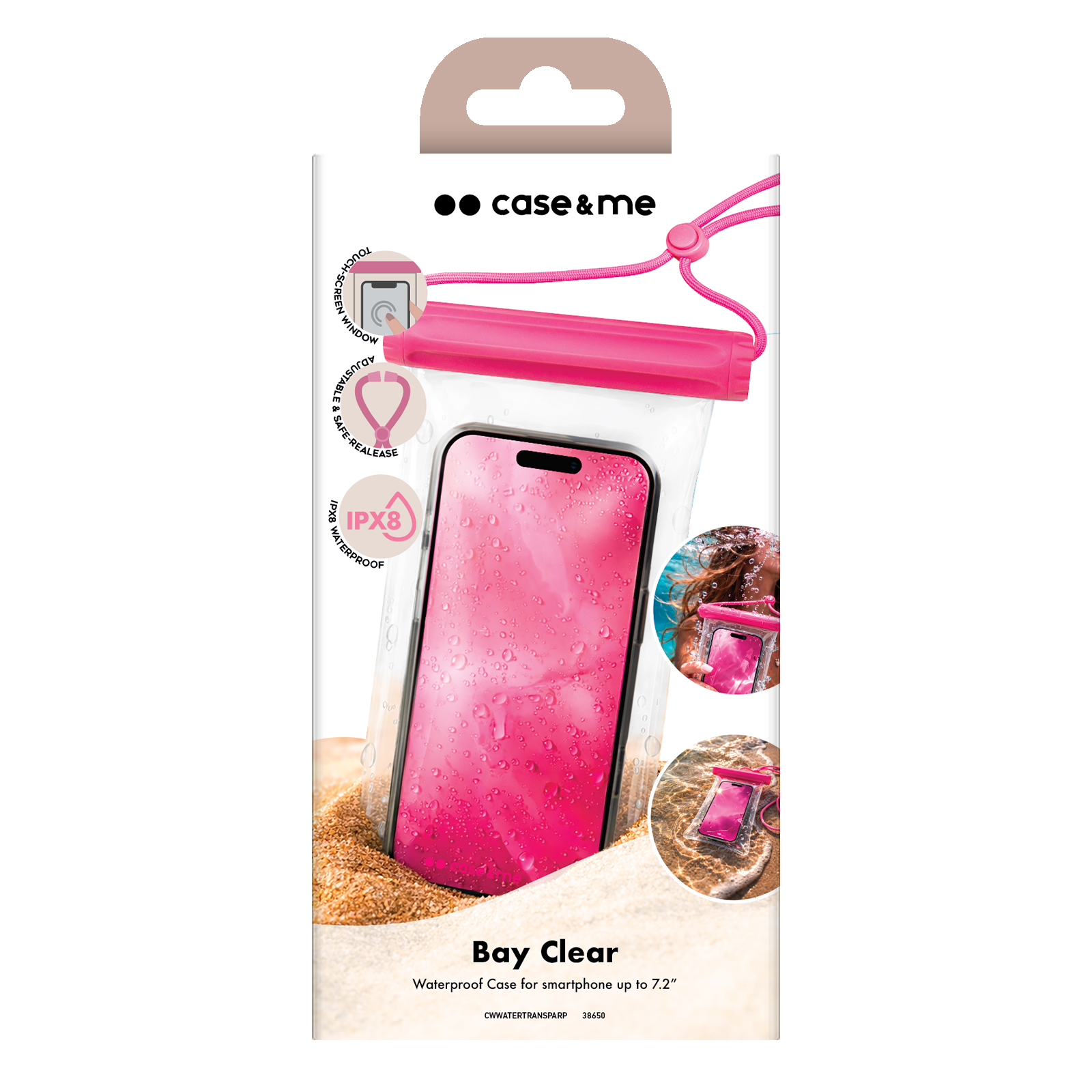Una custodia impermeabile rosa con uno smartphone all'interno, sulla sabbia.