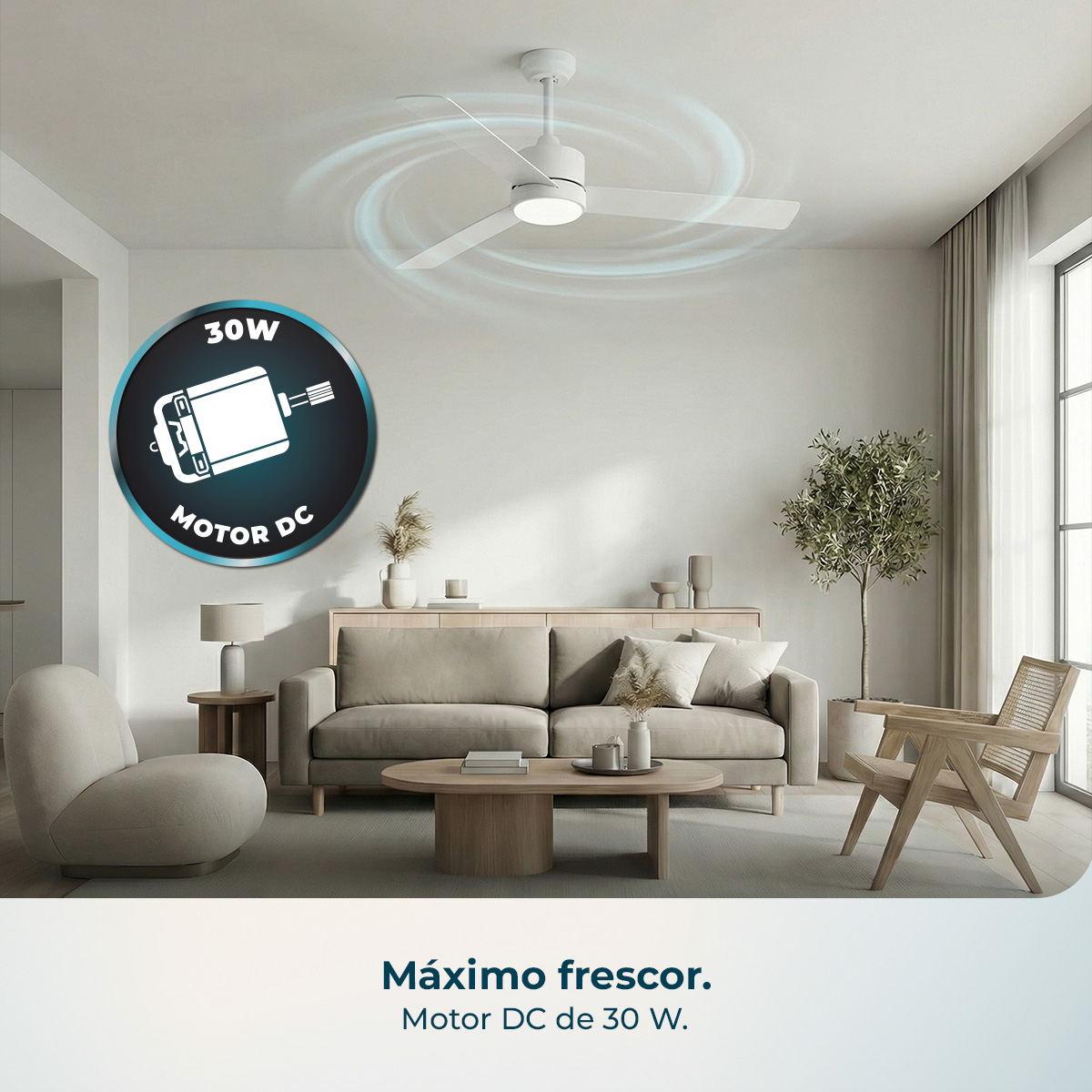 Un ventilador de techo blanco sobre una sala de estar con sofá, mesa de centro y sillón.