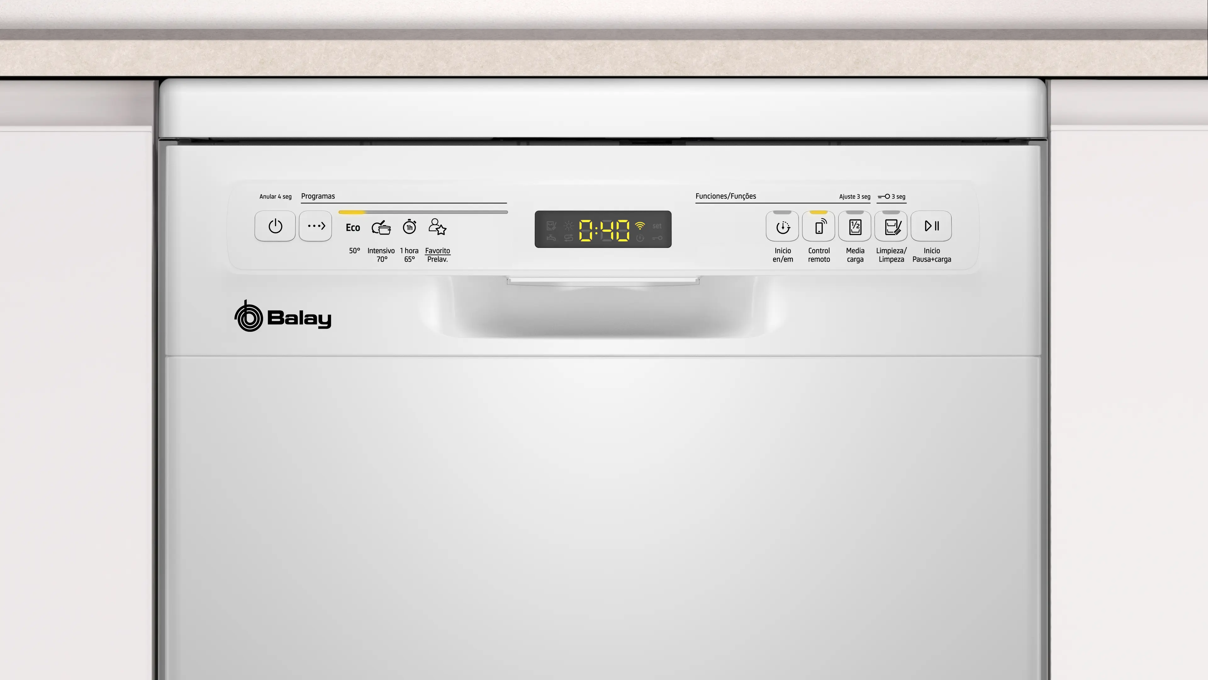 Un lavavajillas blanco con pantalla digital que muestra 0:40.