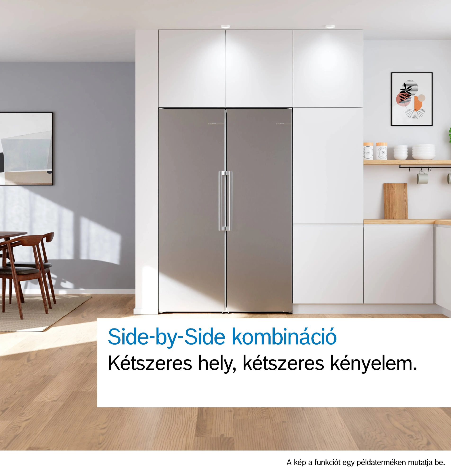 Ezüst side-by-side hűtőszekrény egy modern konyhában.