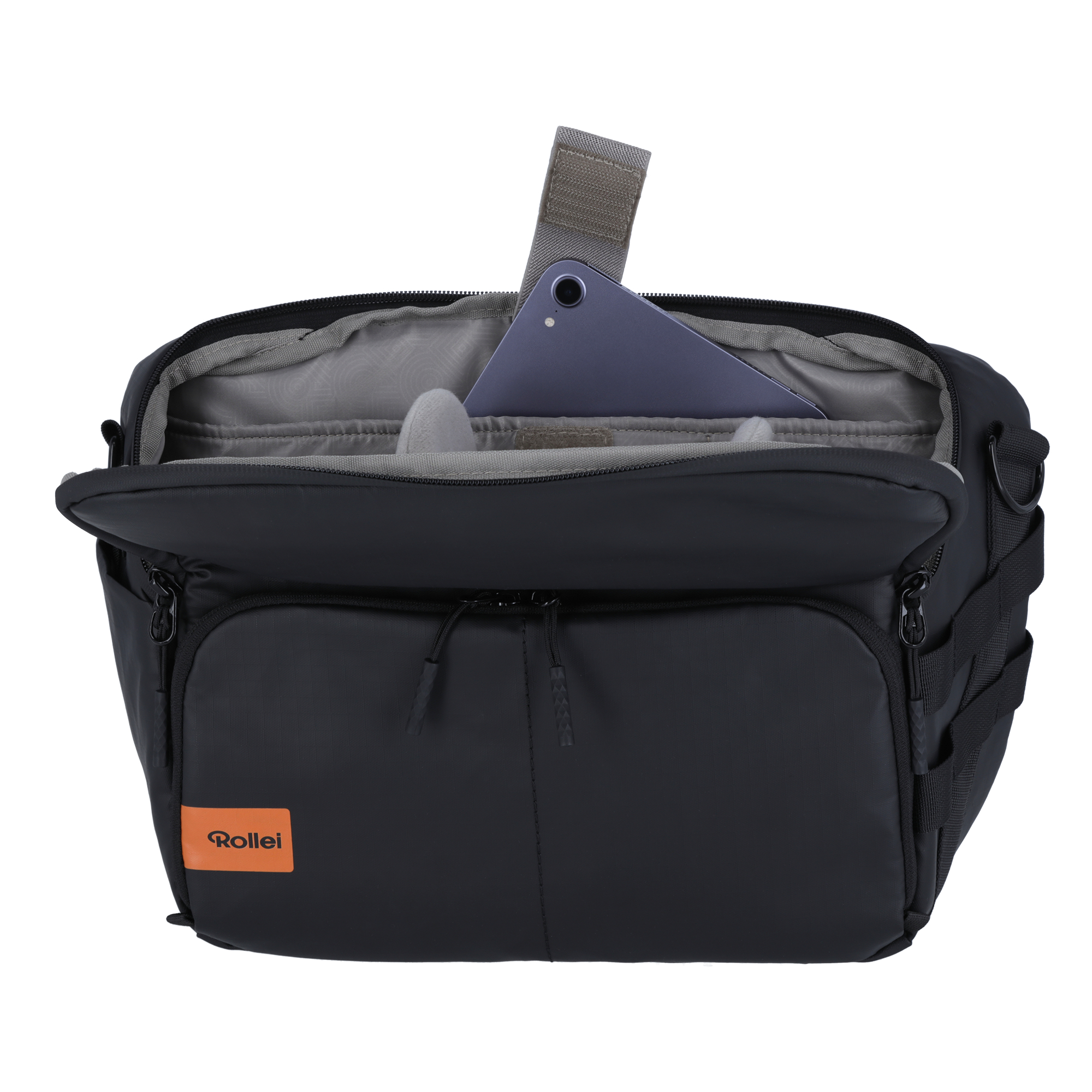 Schwarze Rollei Tasche mit offenem Fach und Tablet. Innenfutter grau.