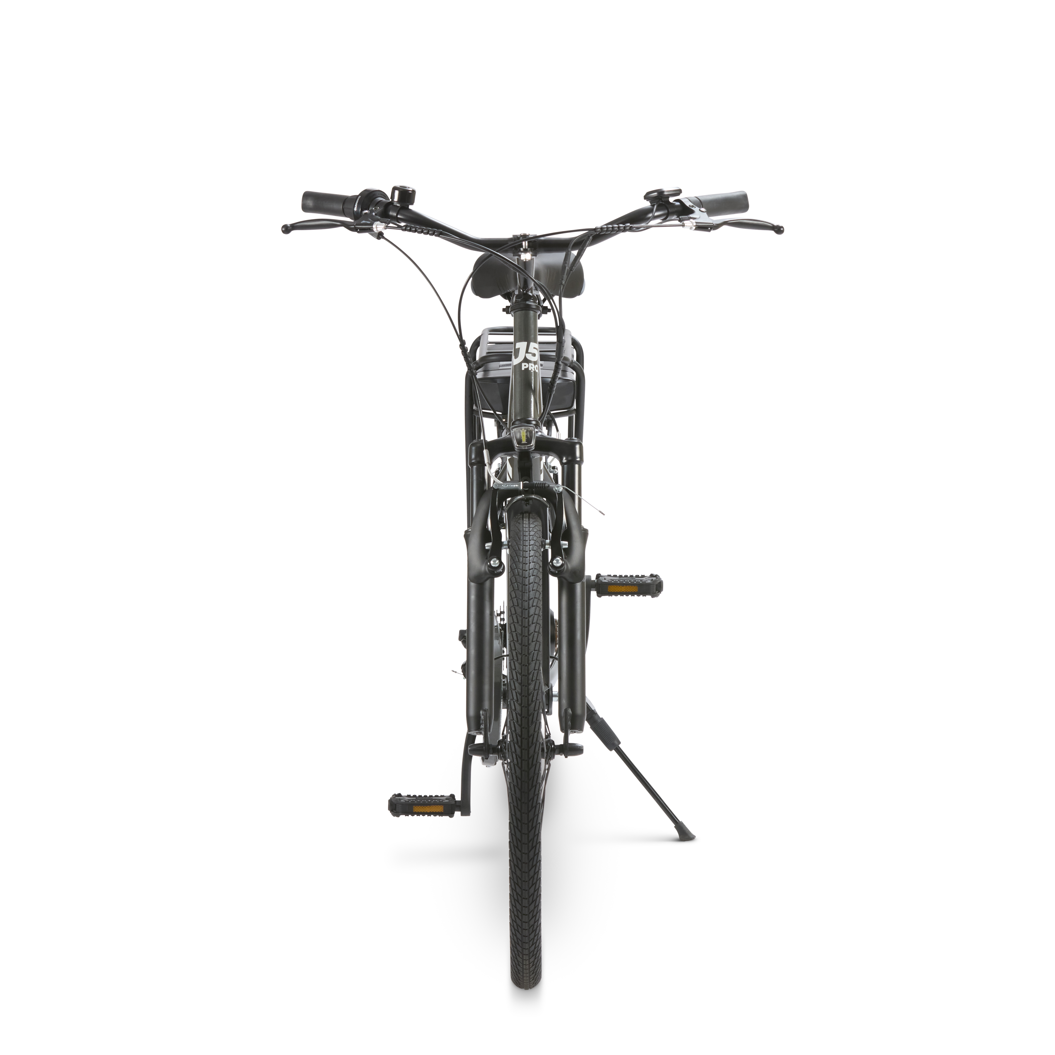 Bicicletta nera con portapacchi posteriore e cavalletto, vista frontalmente.
