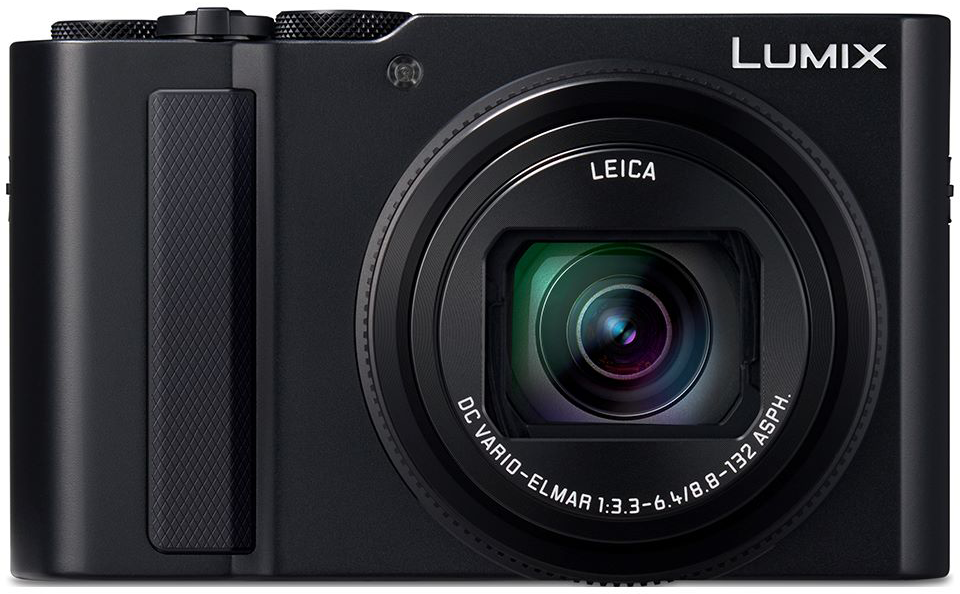 Fekete digitális fényképezőgép Lumix logóval és Leica objektívvel.