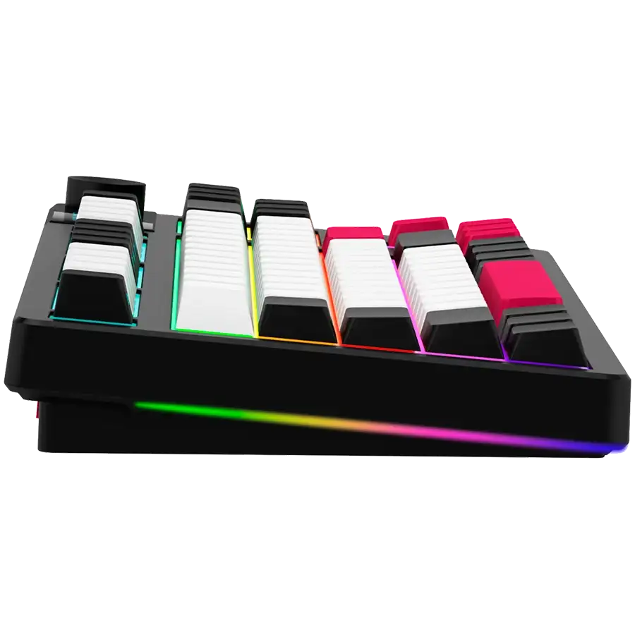Fekete billentyűzet fehér és rózsaszín gombokkal, színes RGB világítással megvilágítva.