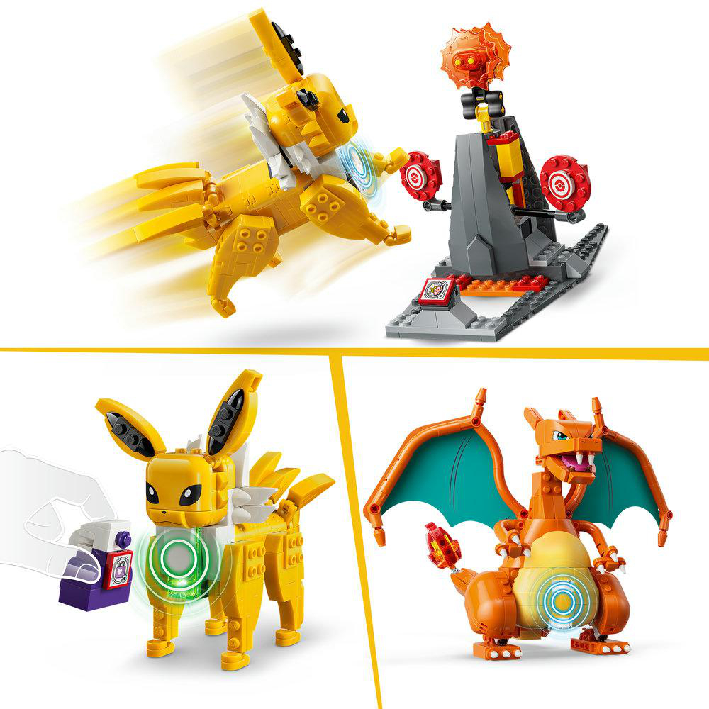 Pokémon Lego-Sets: Evoli greift einen Turm an, Glurak steht, eine Hand hält Evoli.