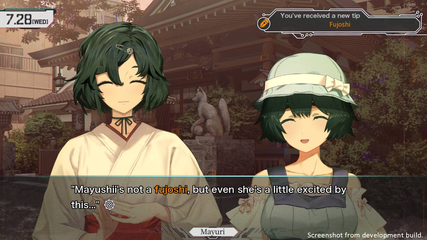 Dos chicas de anime con cabello oscuro, una en kimono, la otra con sombrero.