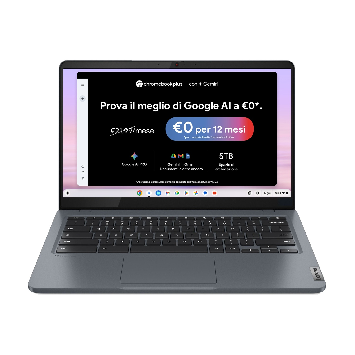 Un laptop Lenovo Chromebook Plus grigio mostra una pubblicità per i servizi di IA di Google.