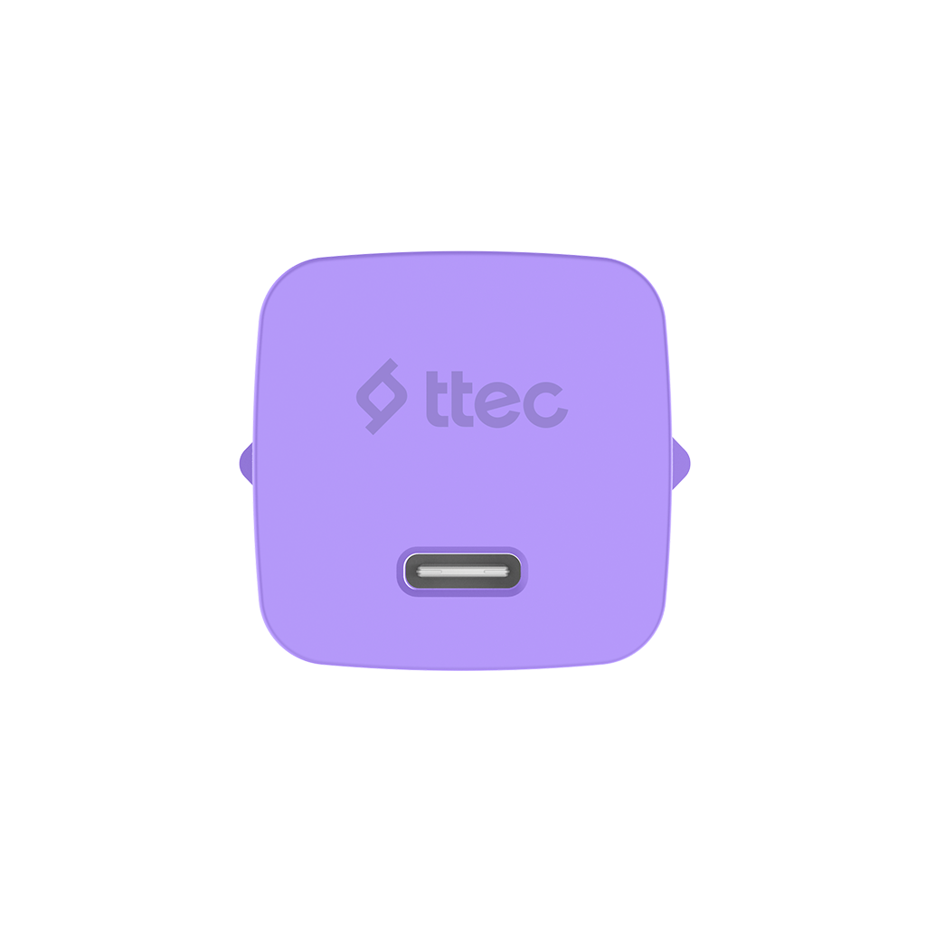 Ttec logolu, USB-C portlu mor bir şarj cihazı.