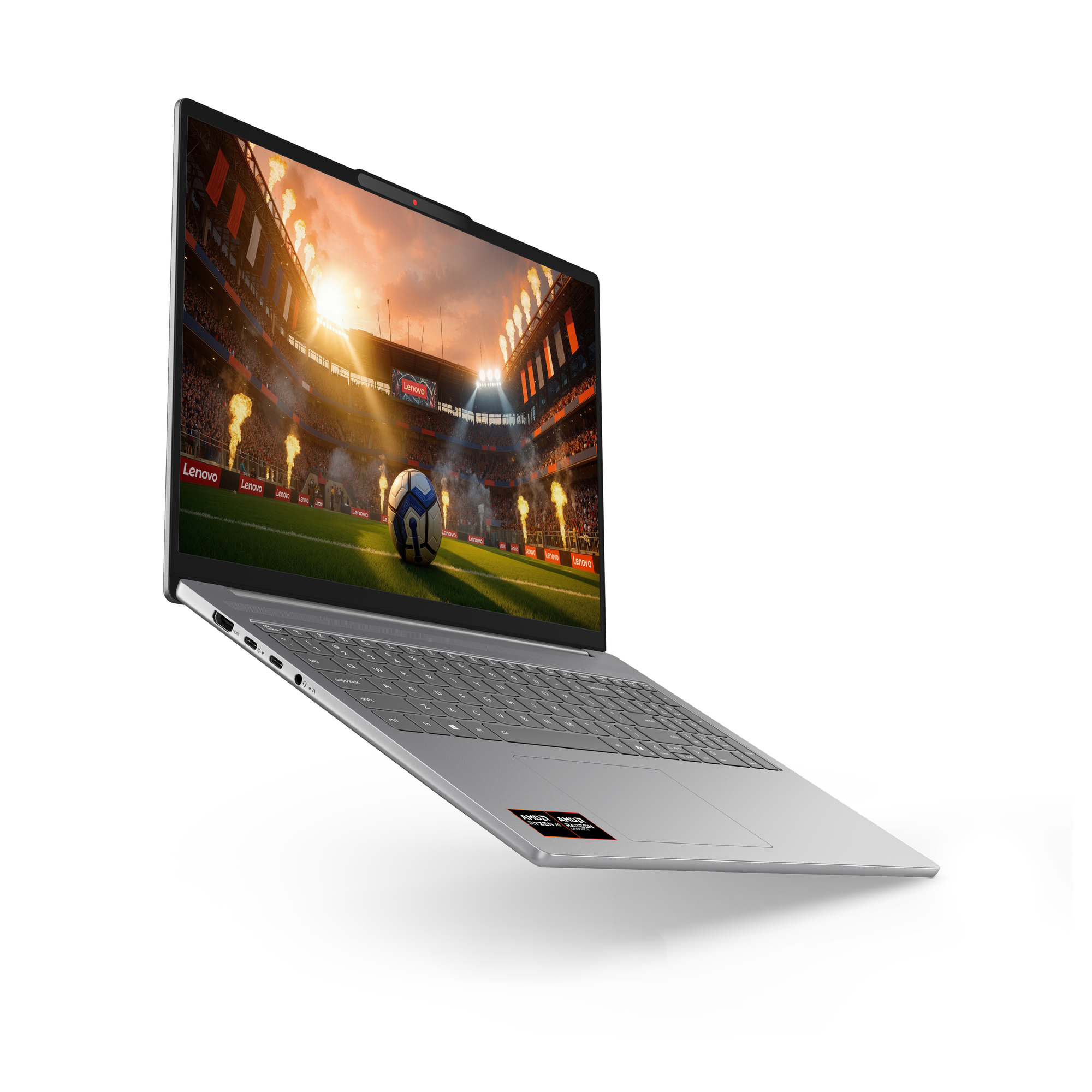 Ein geöffneter Laptop zeigt ein Fußballstadion mit einem Ball auf dem Spielfeld.