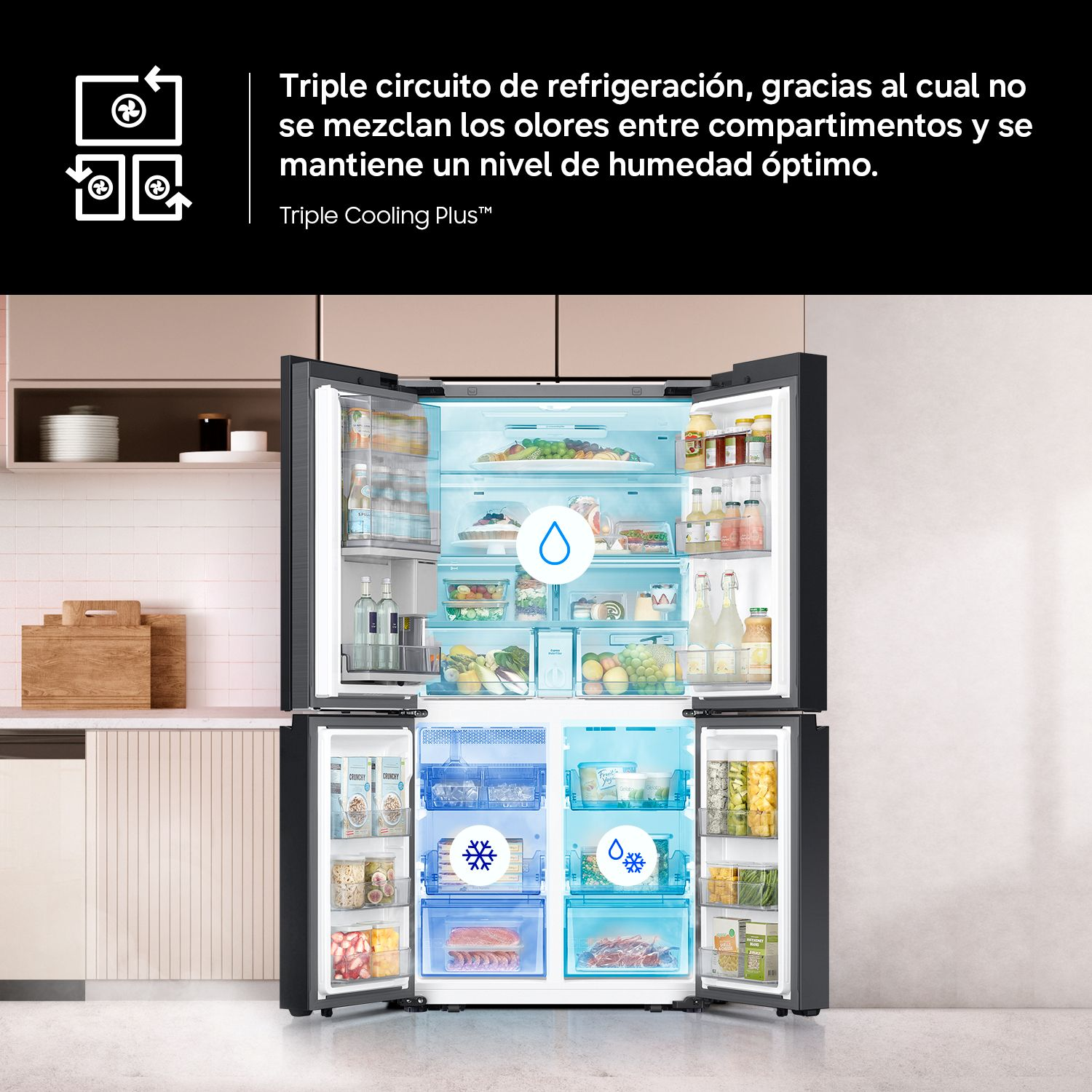 Un refrigerador abierto con triple circuito de refrigeración y alimentos.