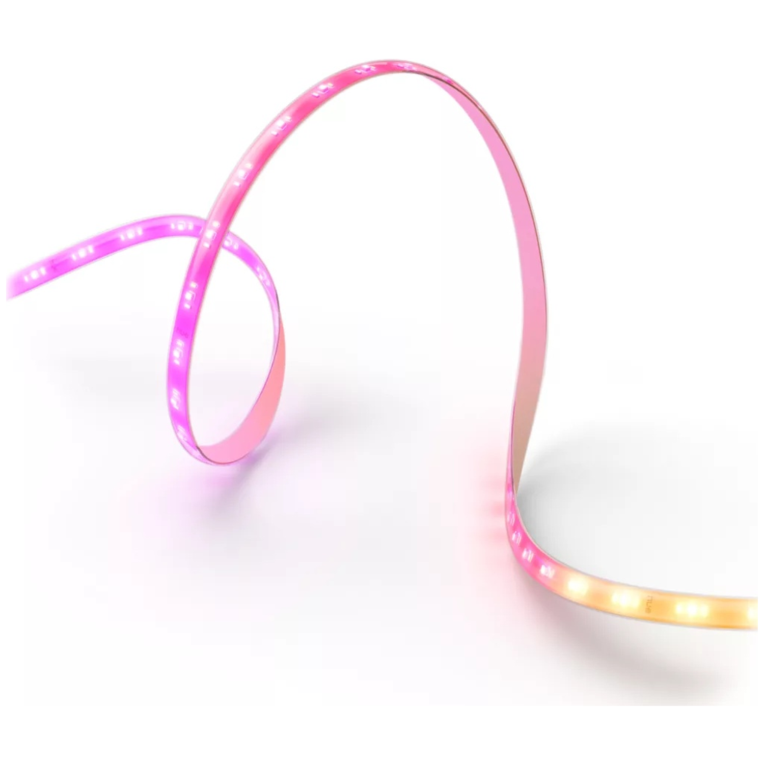 Een flexibele LED-strip met roze en gele lampjes op een witte achtergrond.