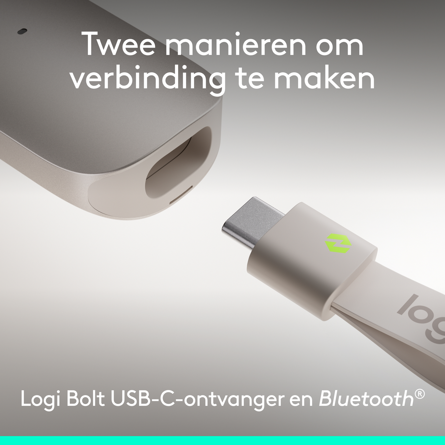 Logi Bolt USB-C ontvanger en Bluetooth dongel getoond.
