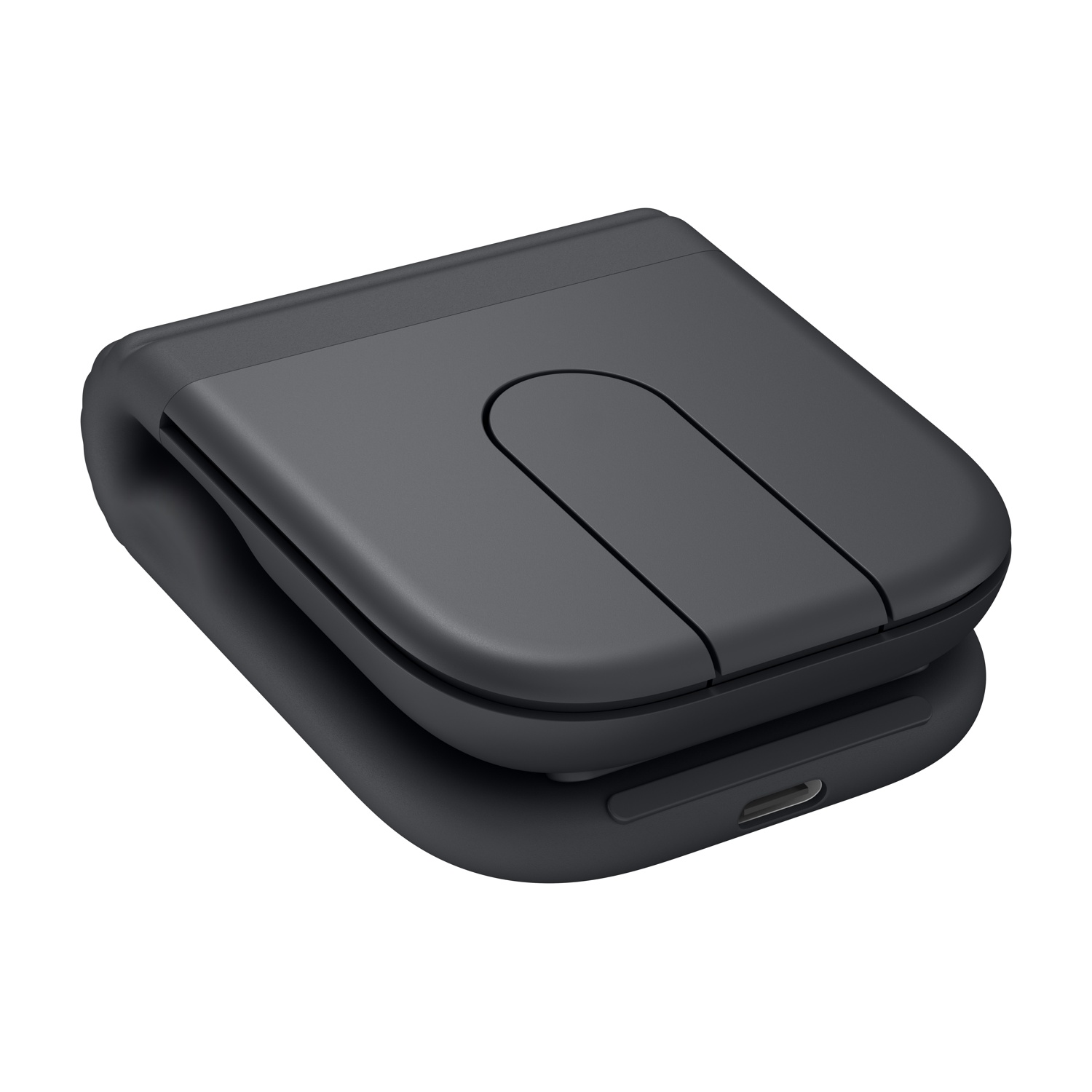 Un altoparlante Bluetooth pieghevole, scuro e compatto con porta USB-C.