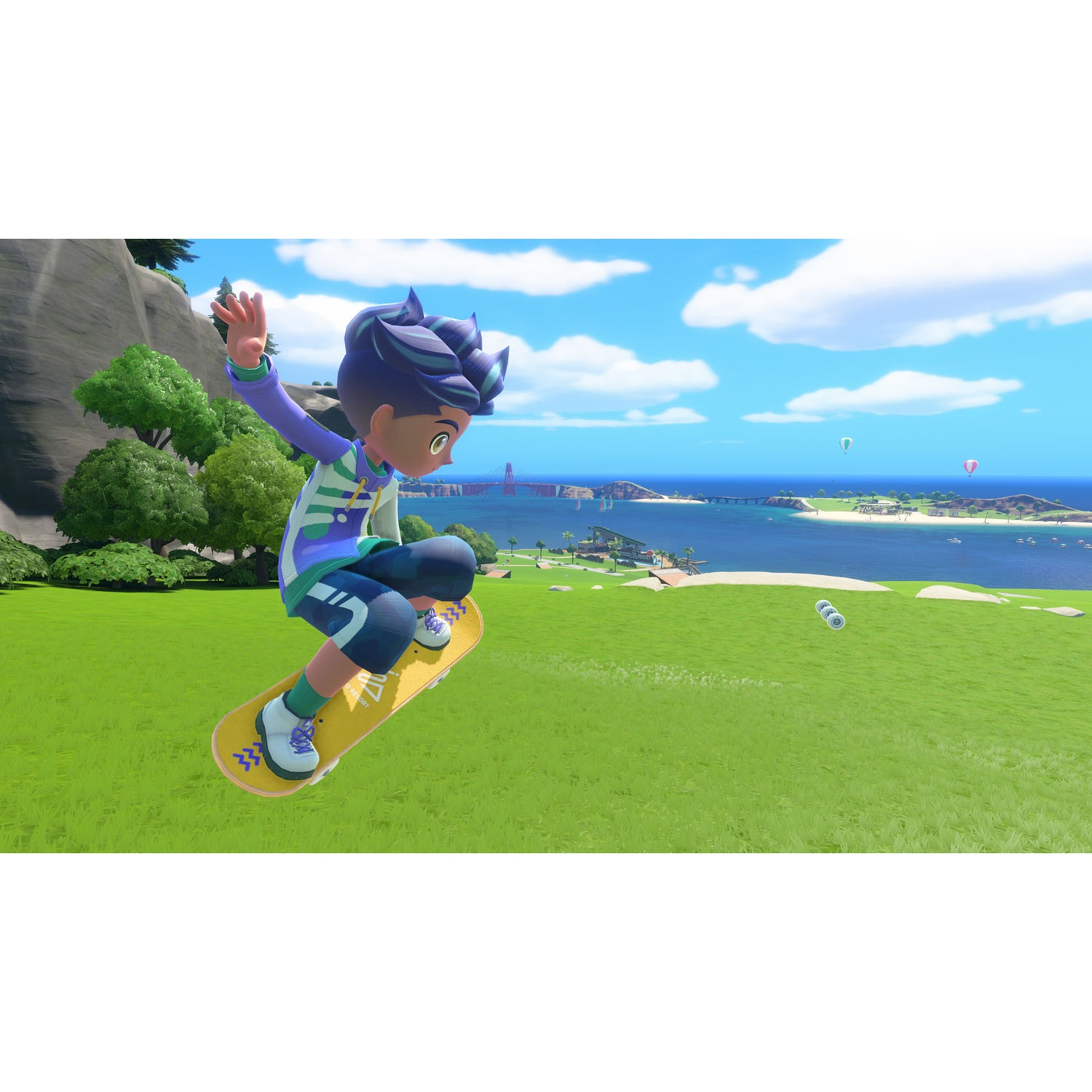 Un garçon de dessin animé sur un skateboard jaune saute sur de l'herbe verte. Ciel bleu avec nuages.