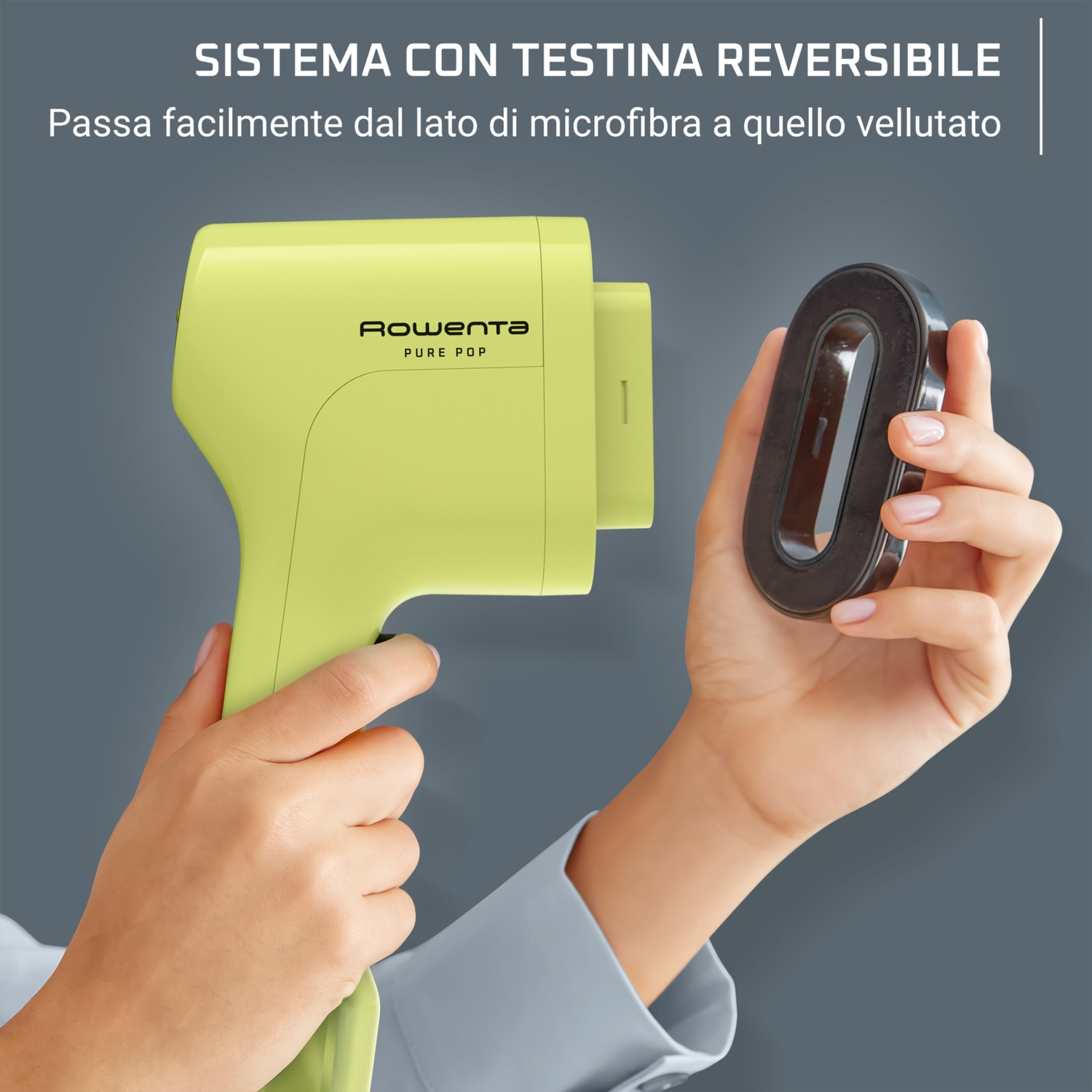 Una mano tiene un pulitore Rowenta verde e un accessorio ovale.