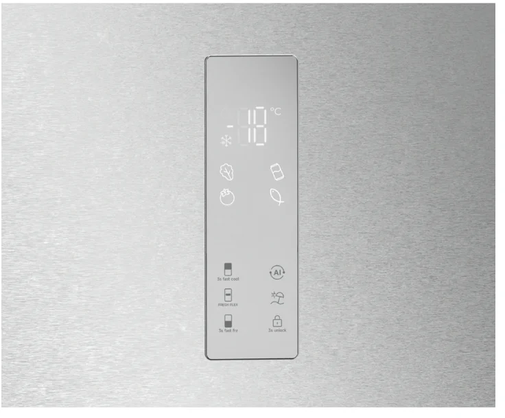 Display digitale su un frigorifero con icone per verdure, pesce e impostazioni rapide.