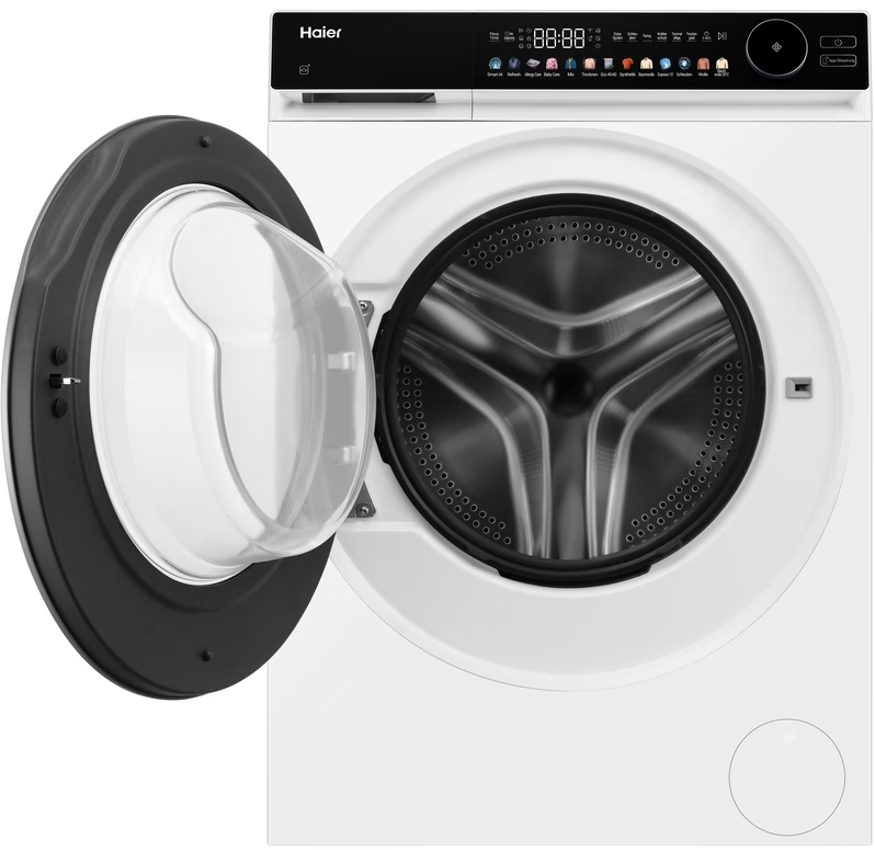 Eine weiße Haier-Waschmaschine mit geöffneter transparenter Tür und sichtbarer Trommel.